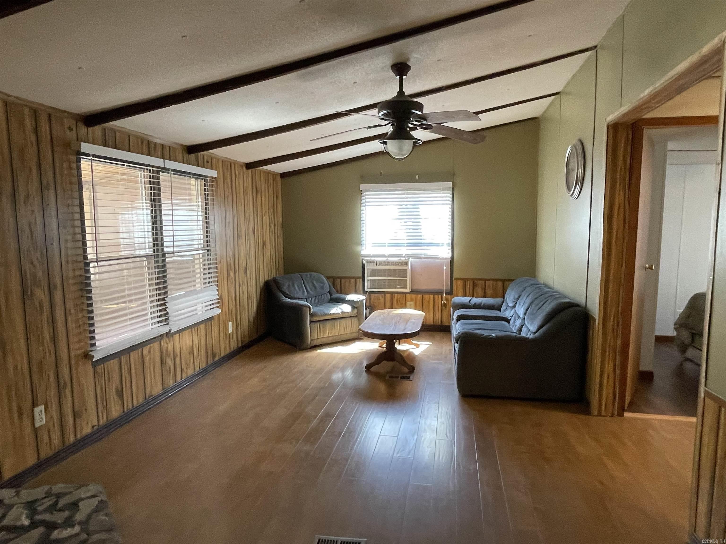 1770 Old Hickory Road Shirley, AR 72153