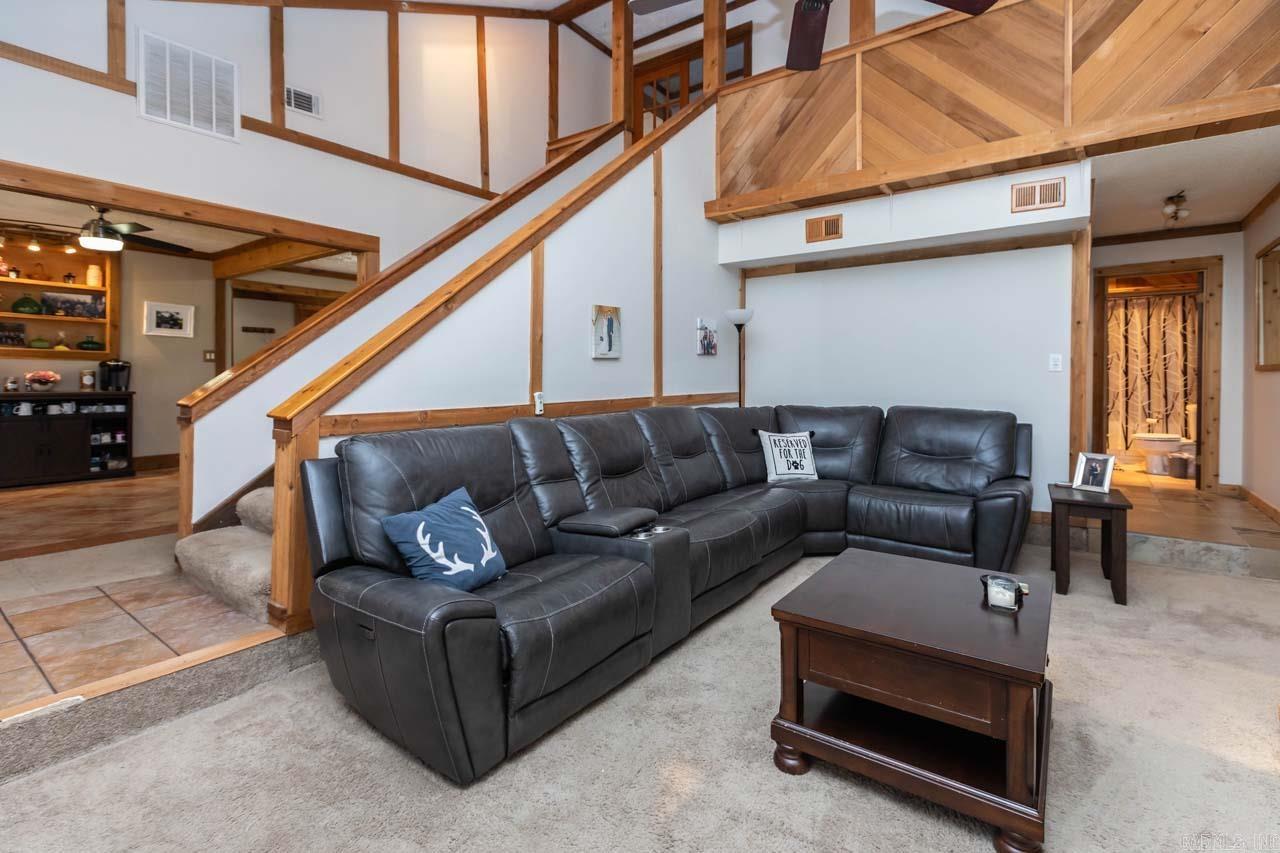 50  Prince Dr  Maumelle, AR