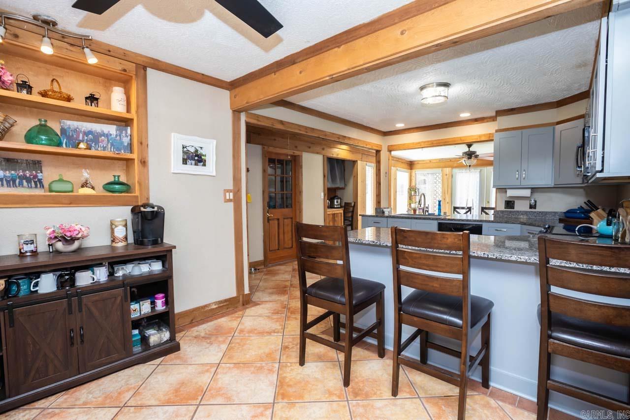 50  Prince Dr  Maumelle, AR