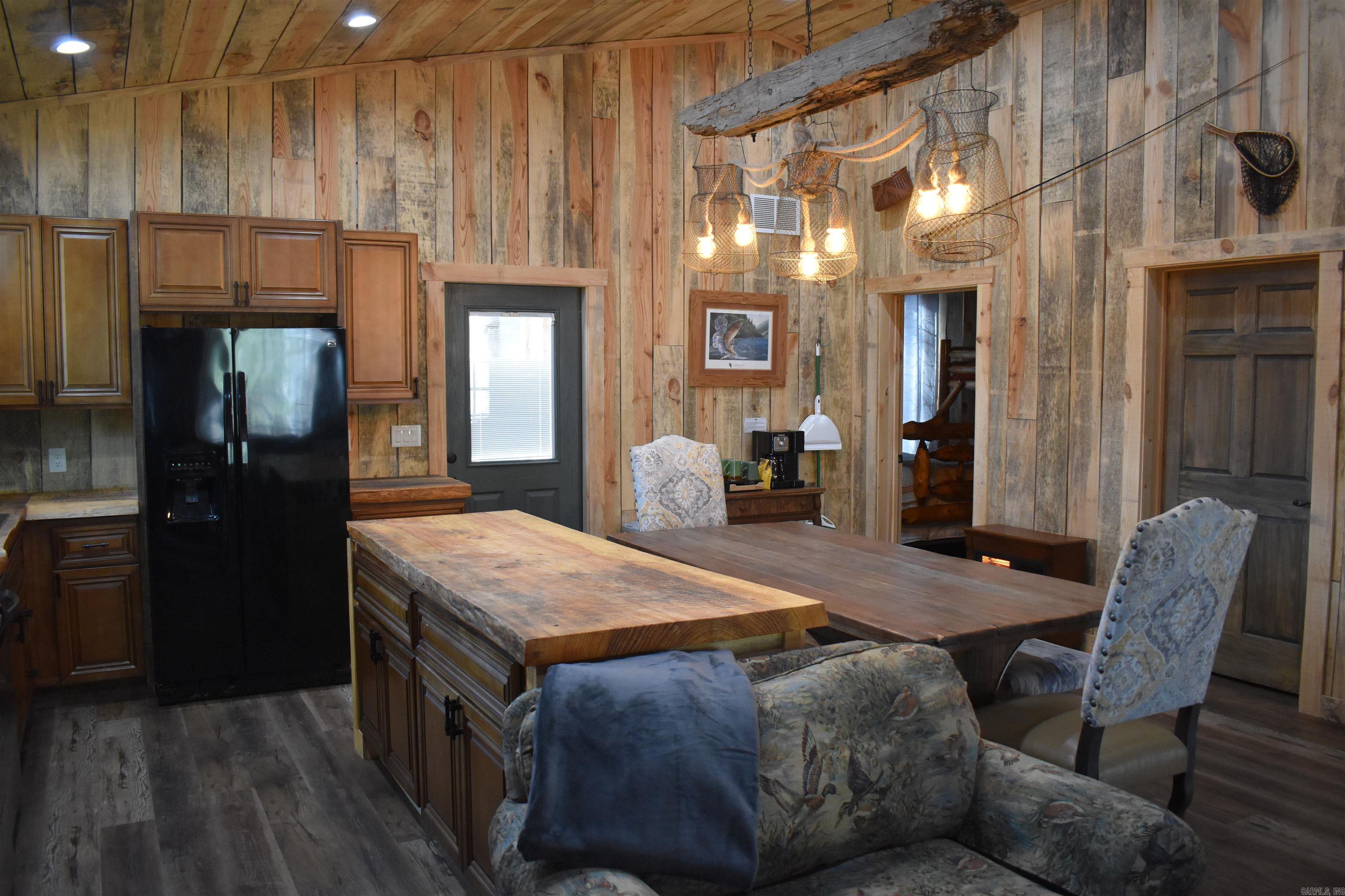 45  Rustic Way  Amity, AR