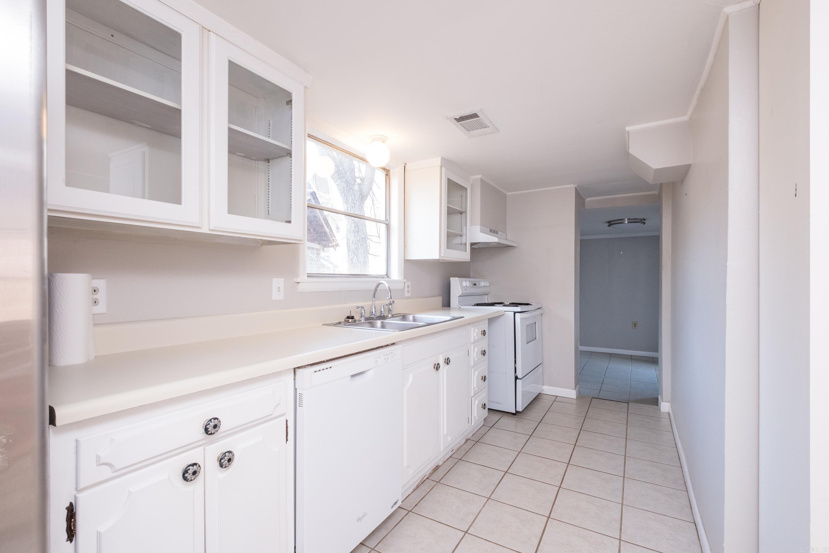 102  Midland  Little Rock, AR