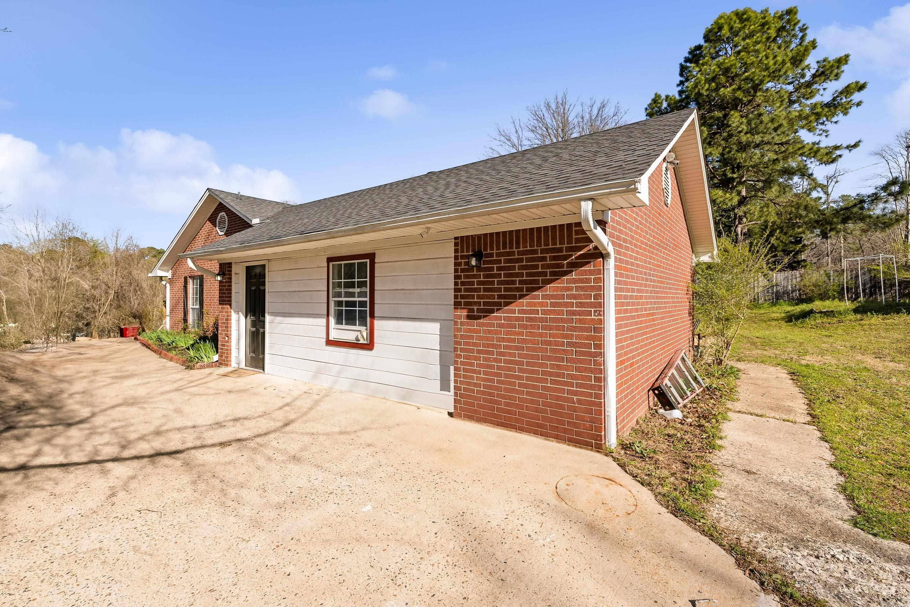 3714  McDaniel  Little Rock, AR