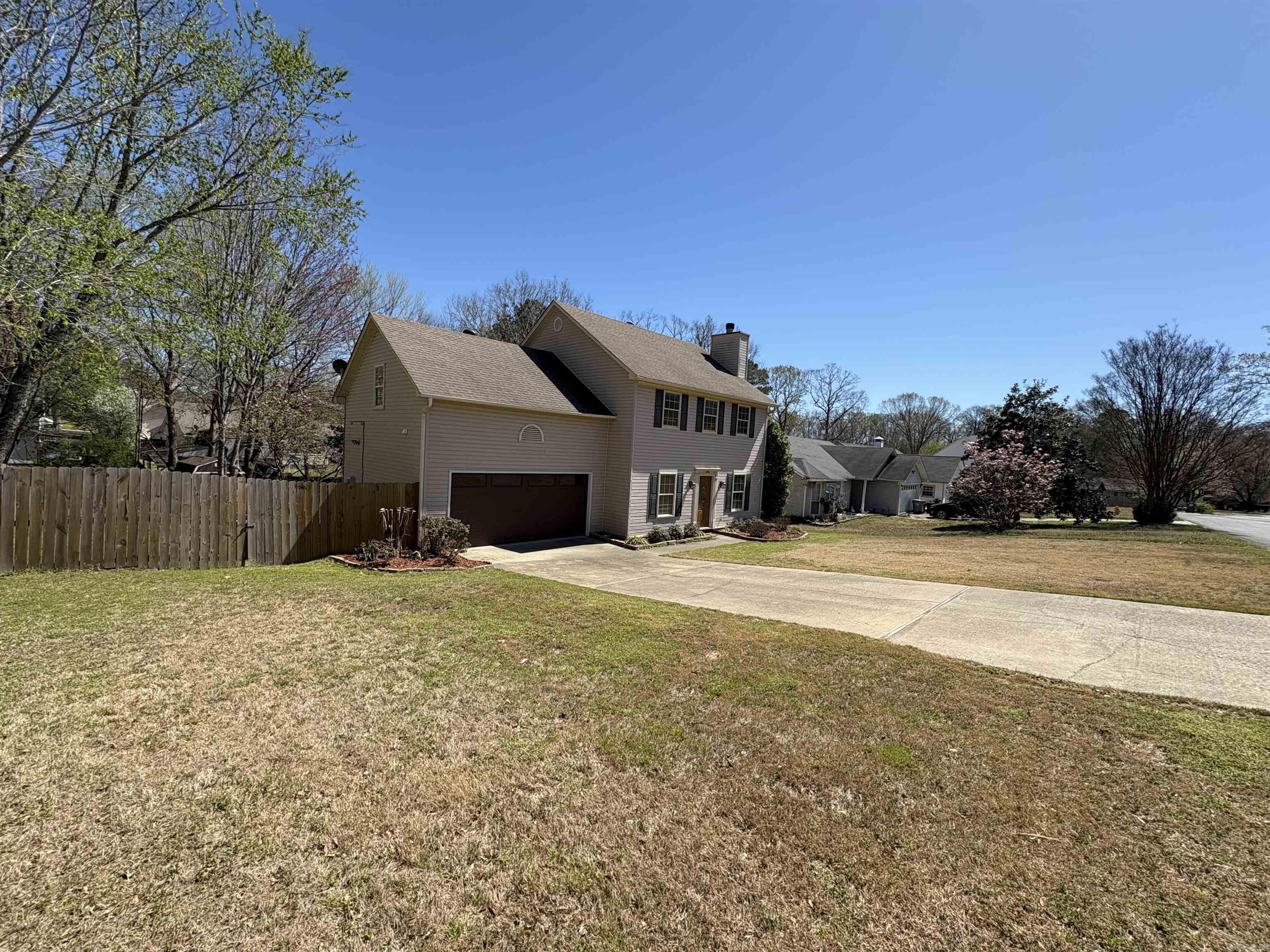 1706 Eagle Point Way Benton, AR 72015