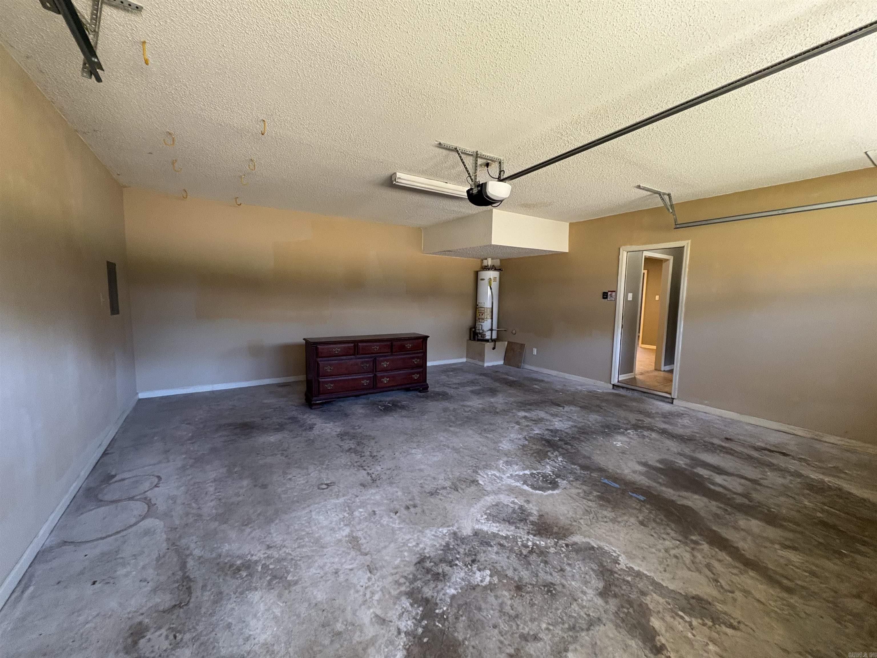 1706 Eagle Point Way Benton, AR 72015
