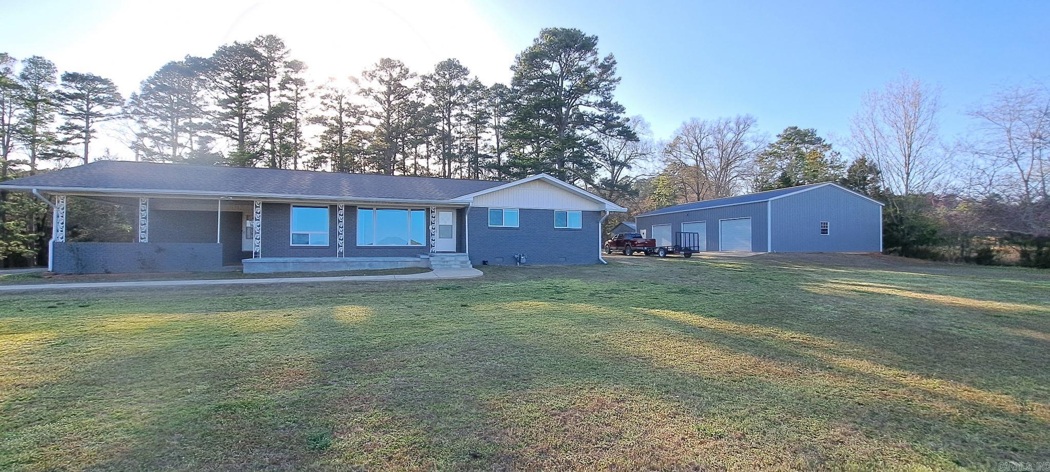 352  Hwy 9 W  Clinton, AR
