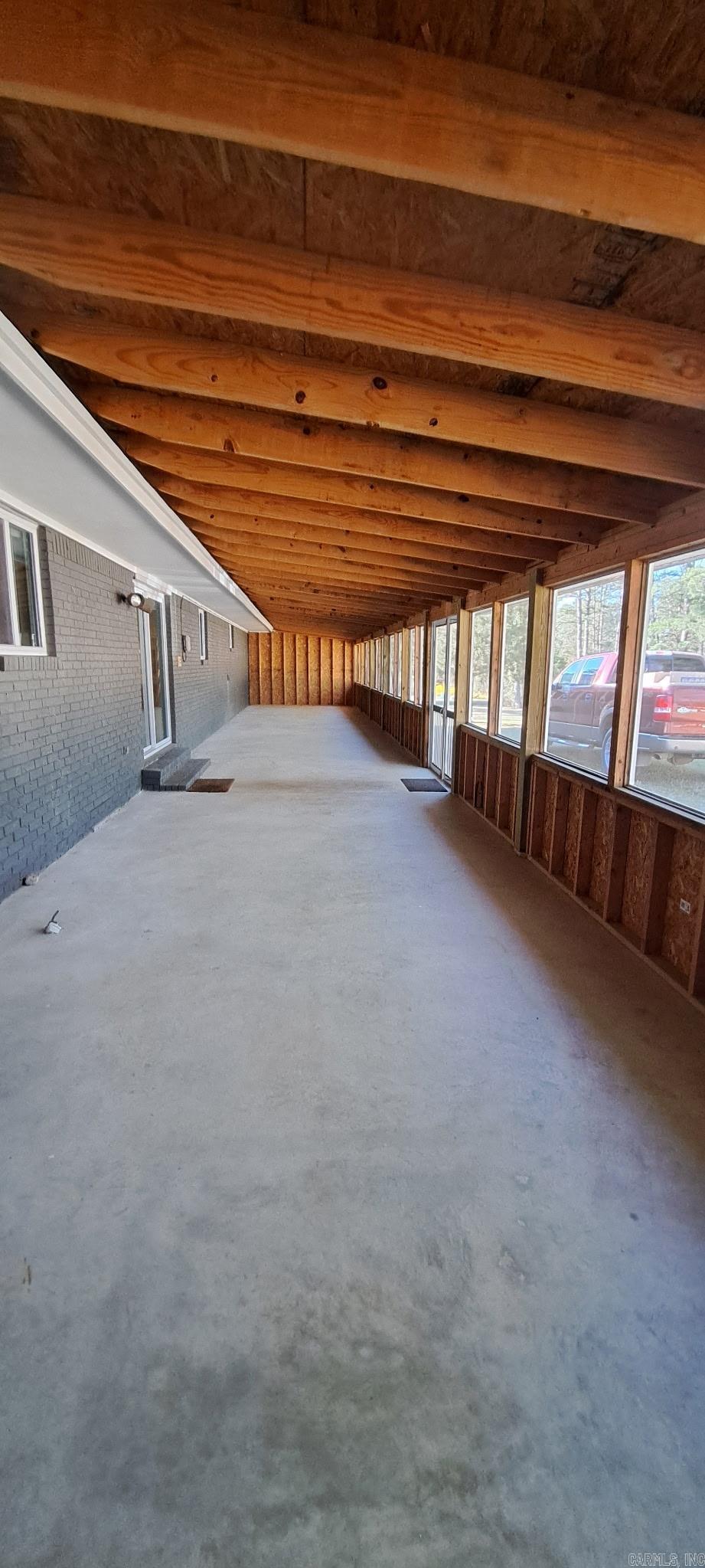352  Hwy 9 W  Clinton, AR