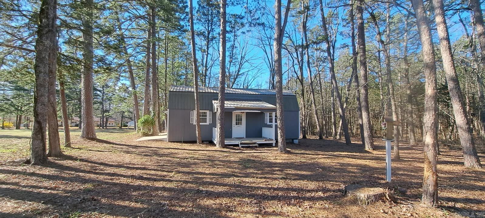 352  Hwy 9 W  Clinton, AR