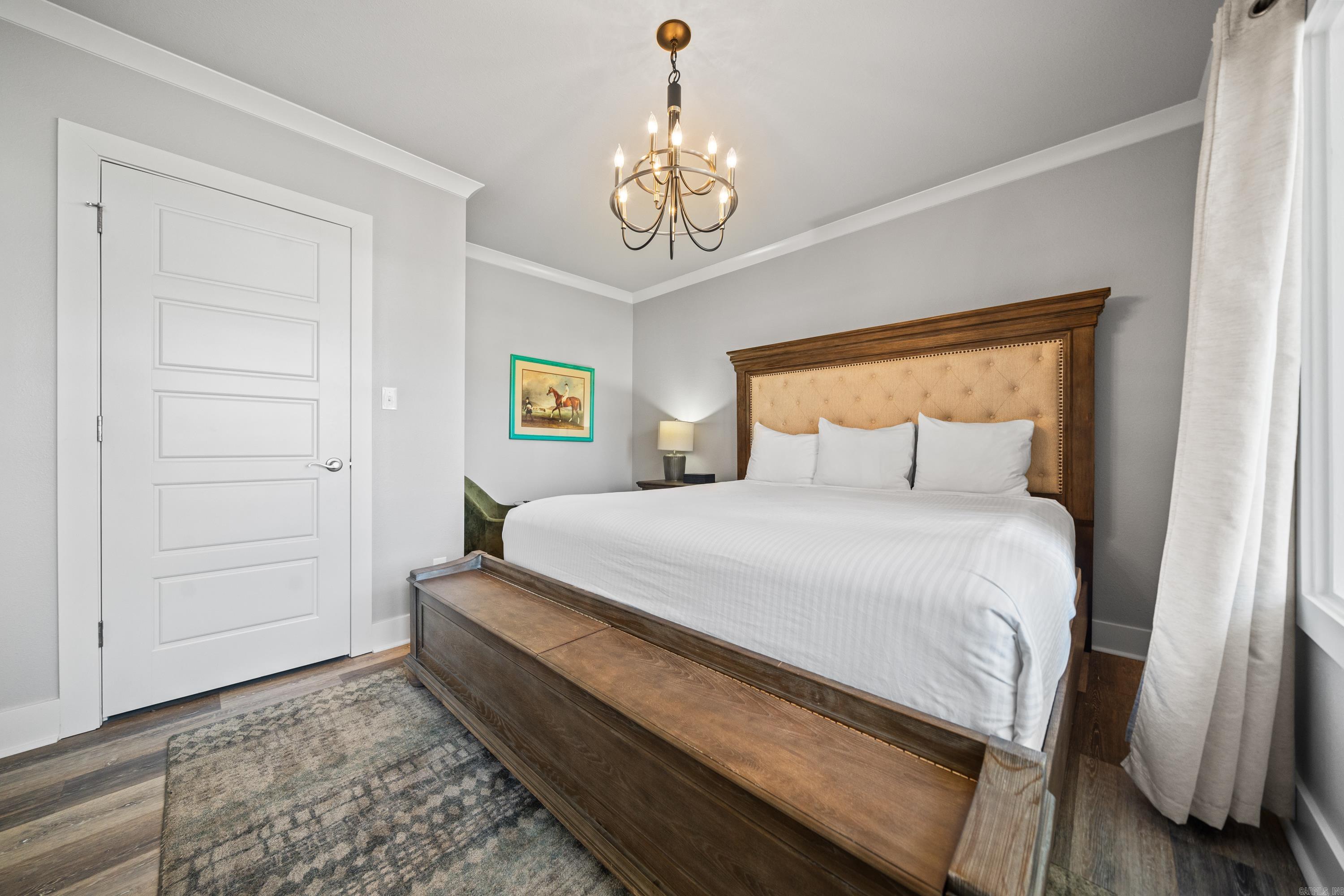 133  Oakwood  Hot Springs, AR