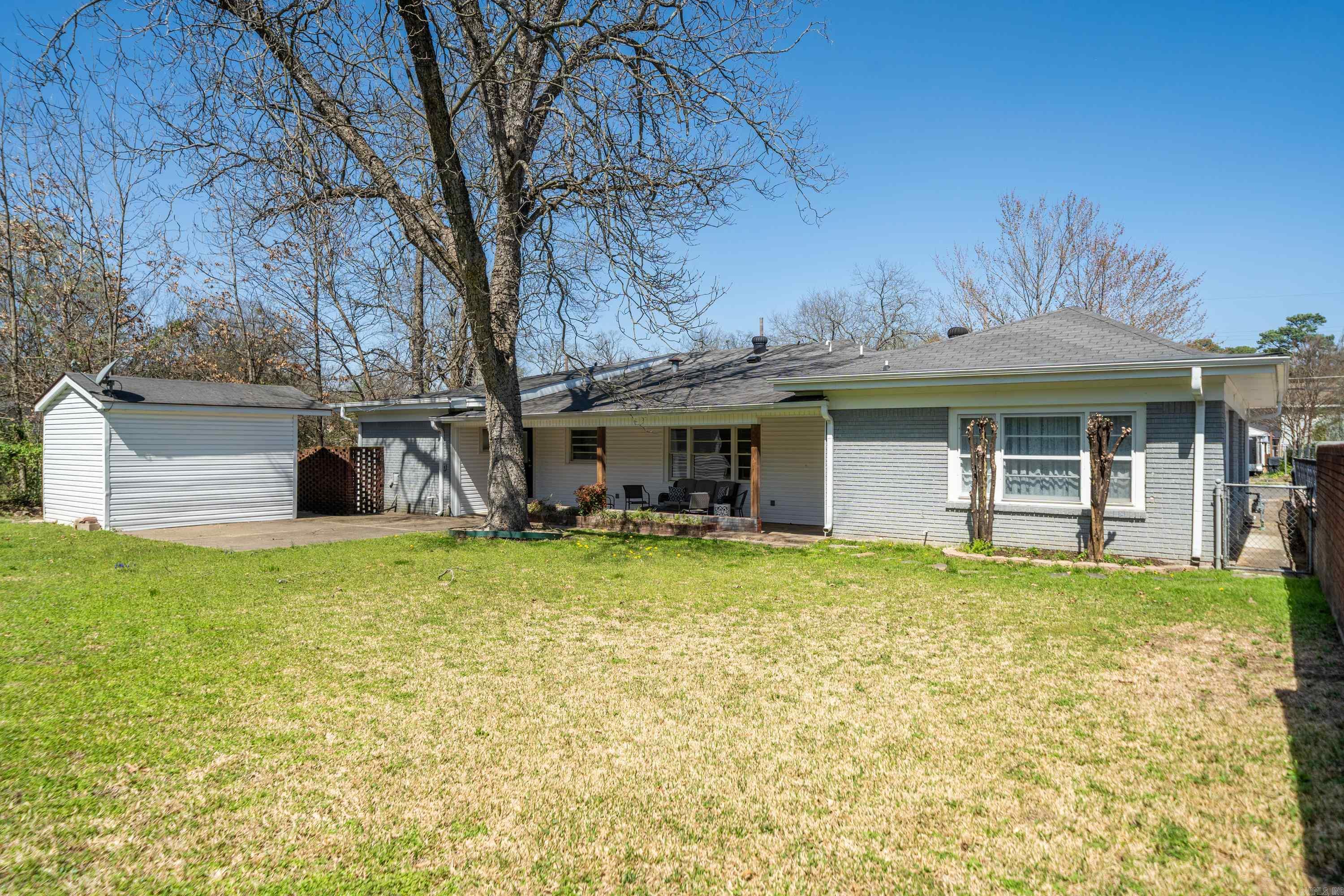 133  Oakwood  Hot Springs, AR
