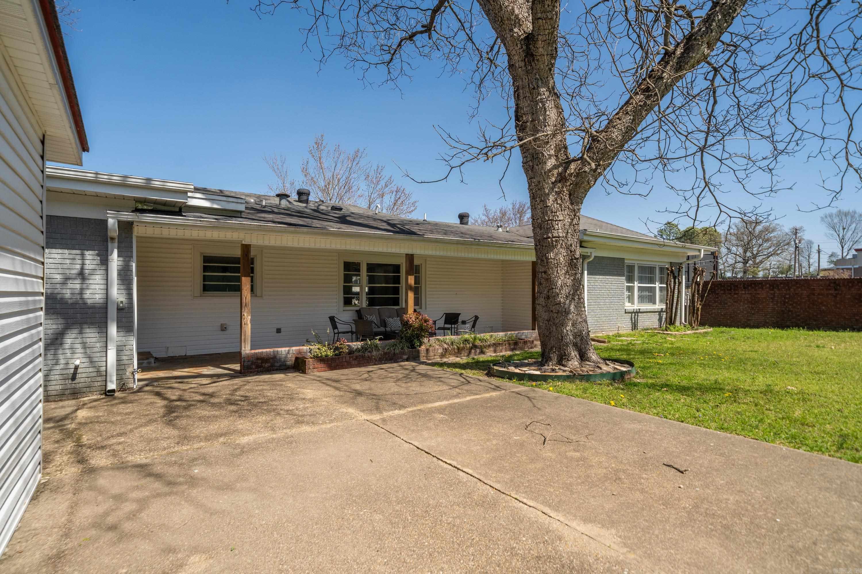 133  Oakwood  Hot Springs, AR