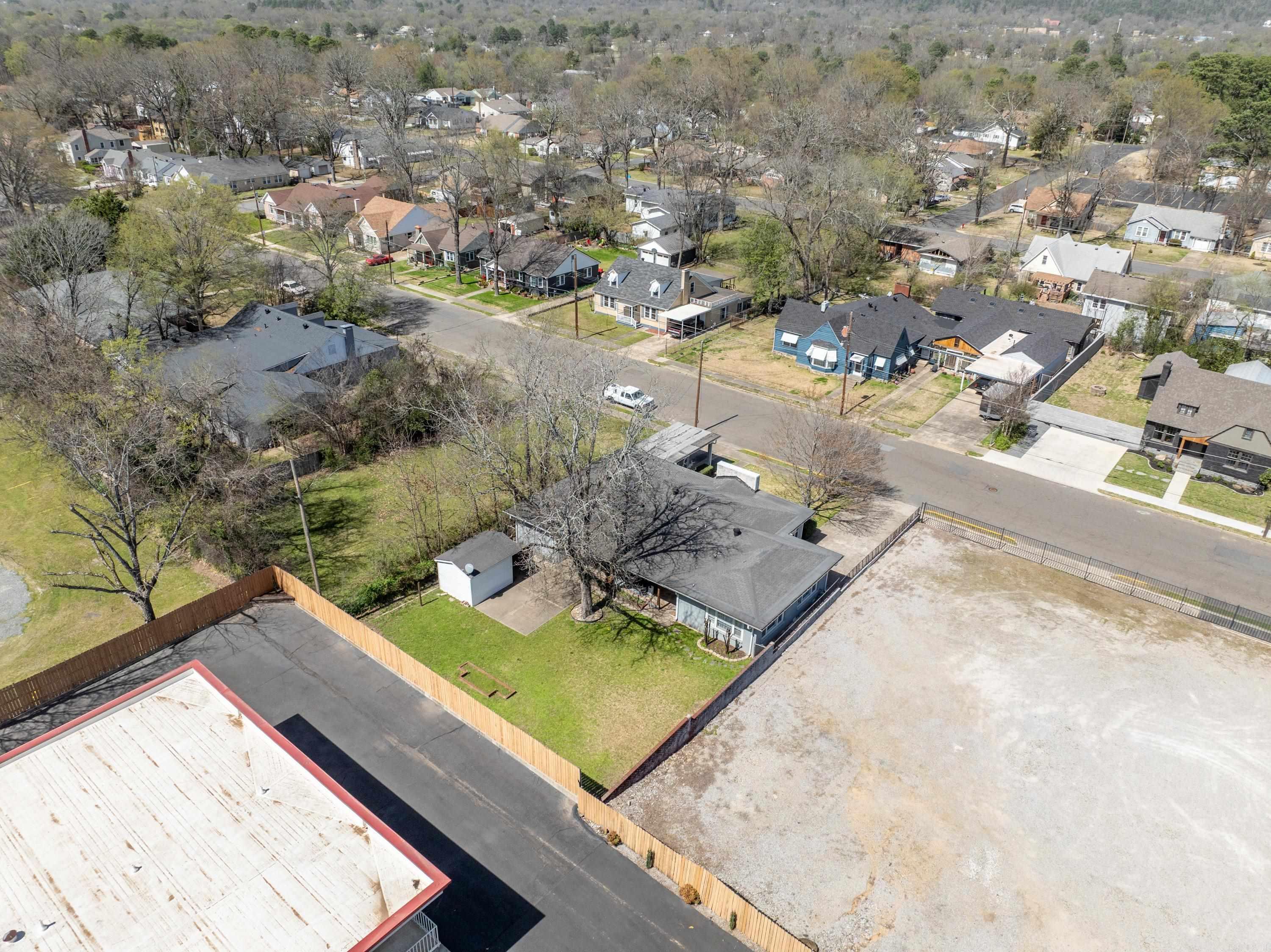 133  Oakwood  Hot Springs, AR