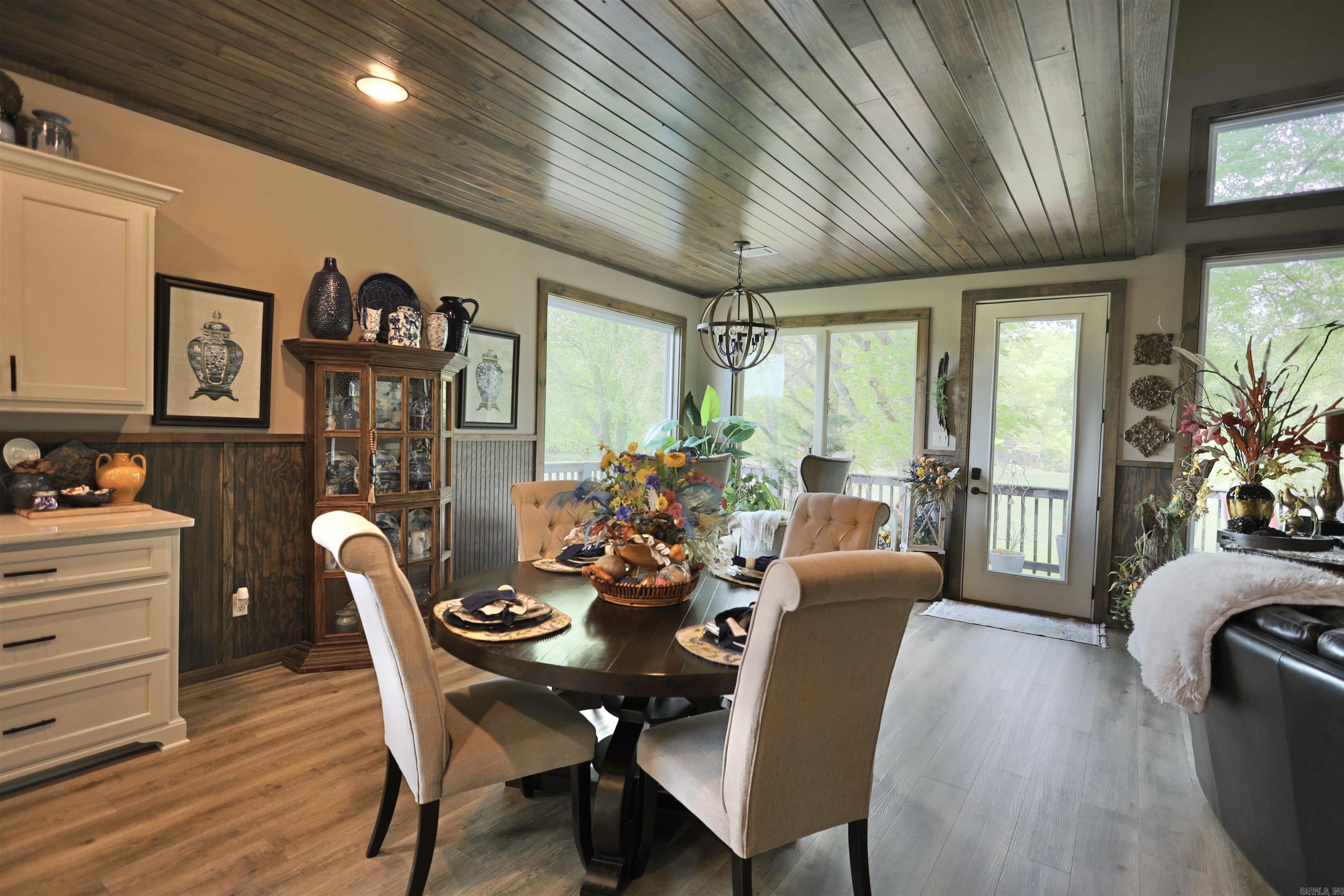352  Rocky River  Glenwood, AR