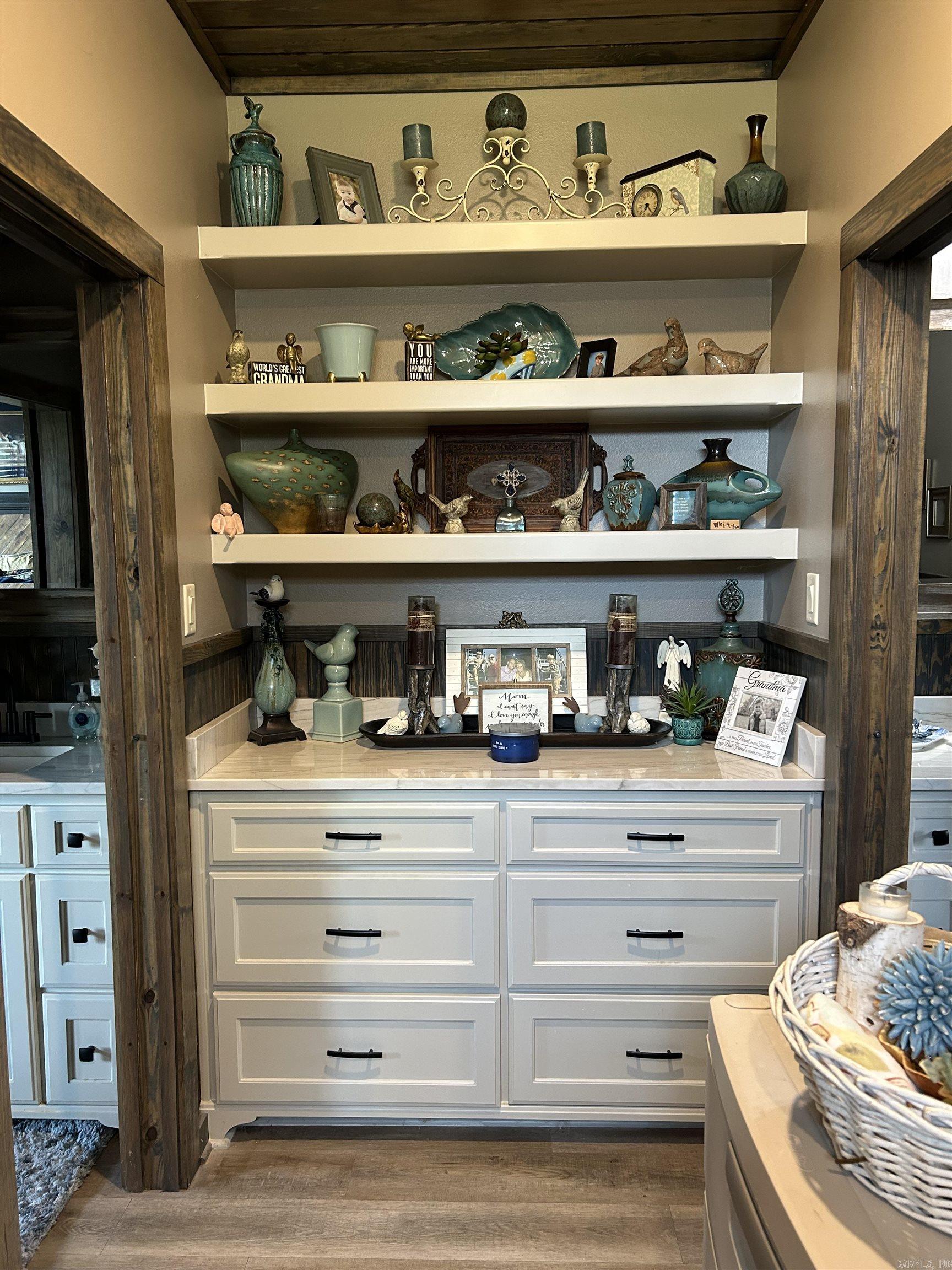 352  Rocky River  Glenwood, AR
