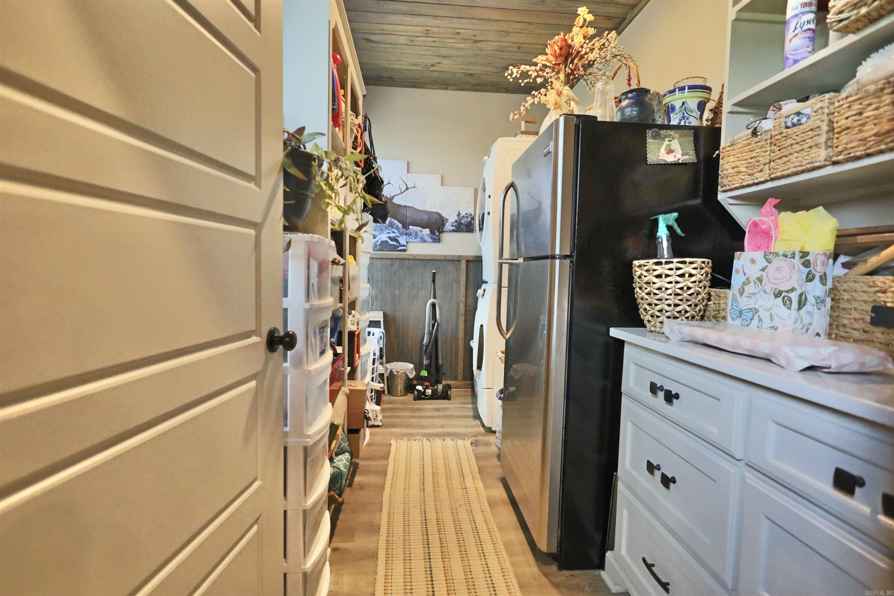 352  Rocky River  Glenwood, AR