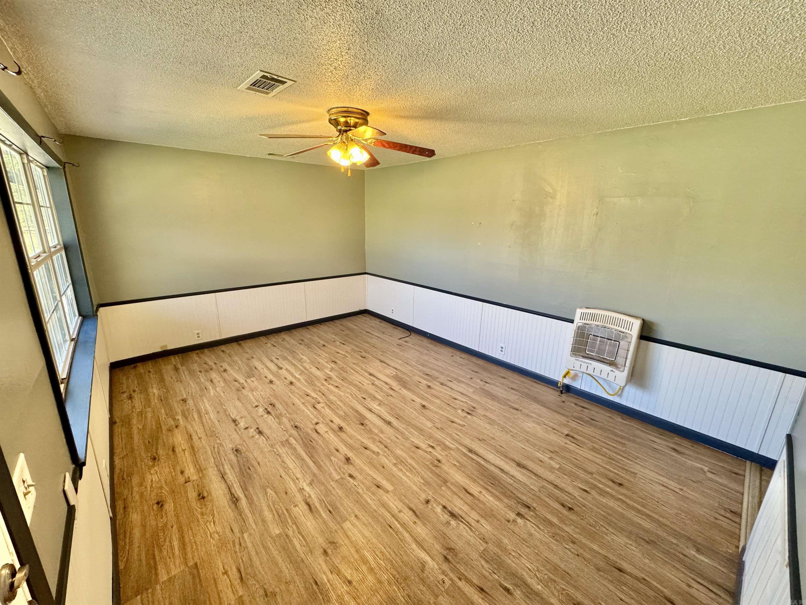 314  S Bayou Dr.  Mountain View, AR
