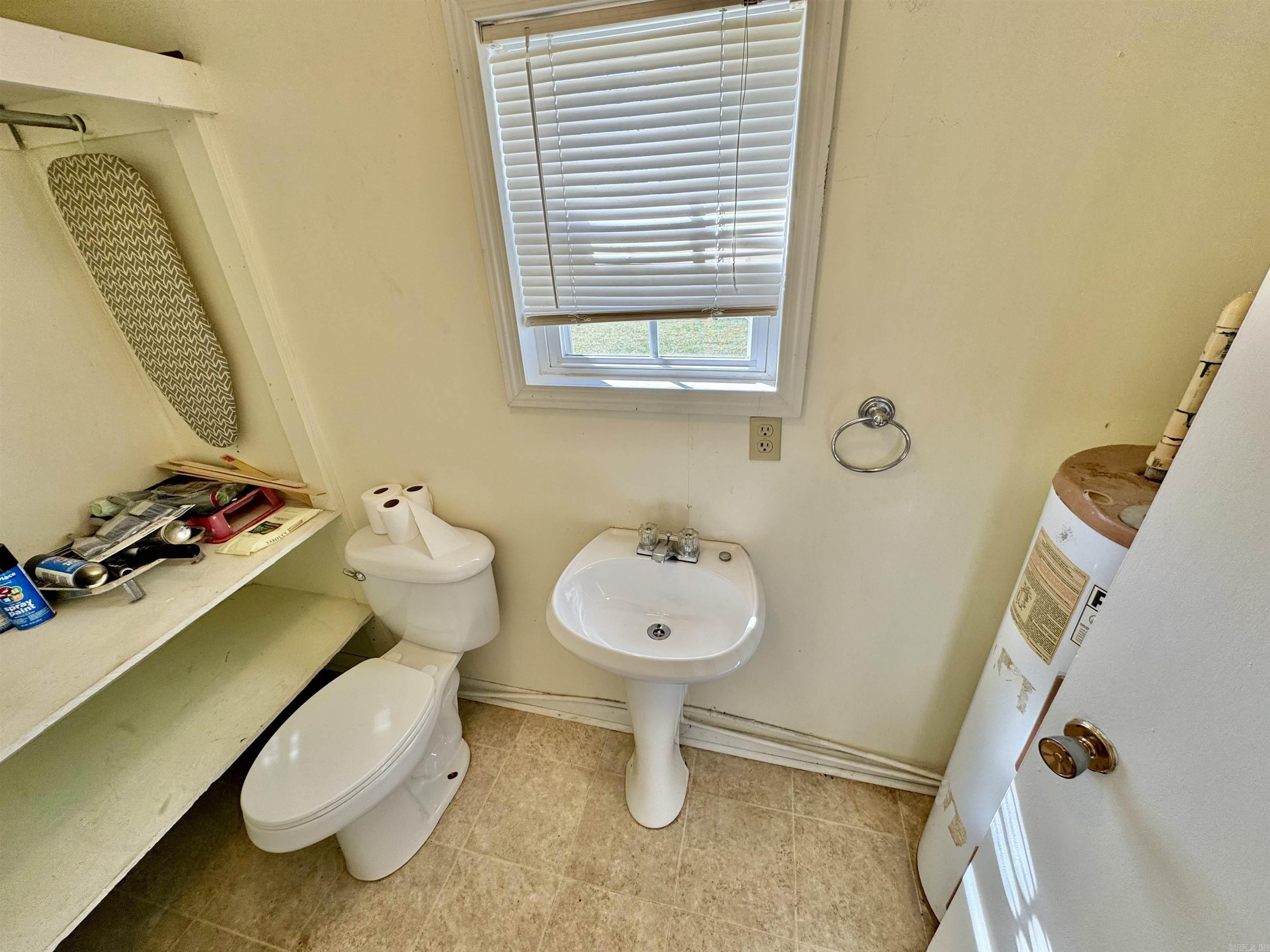 314  S Bayou Dr.  Mountain View, AR