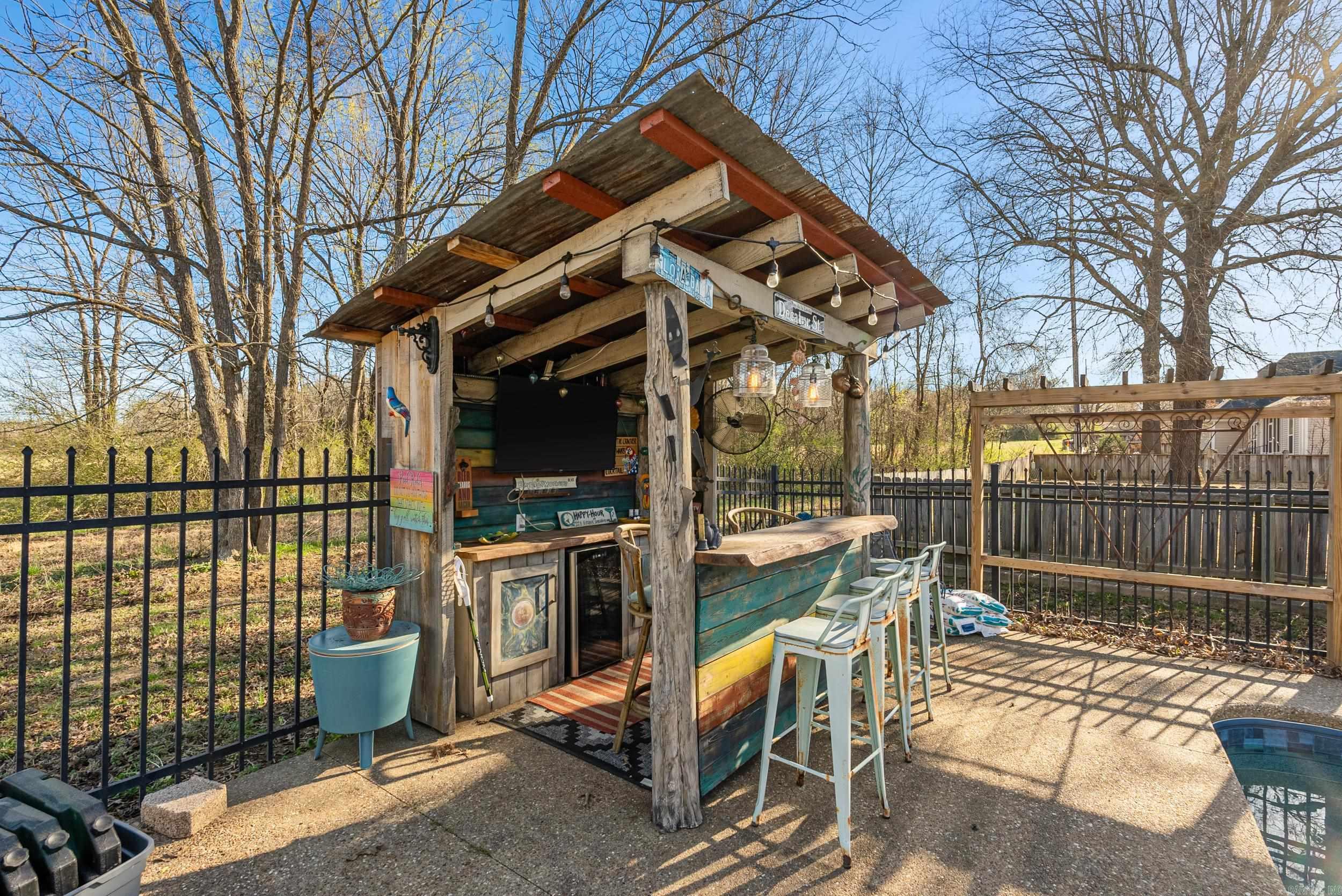 1914  Ridgewood  Clarksville, AR