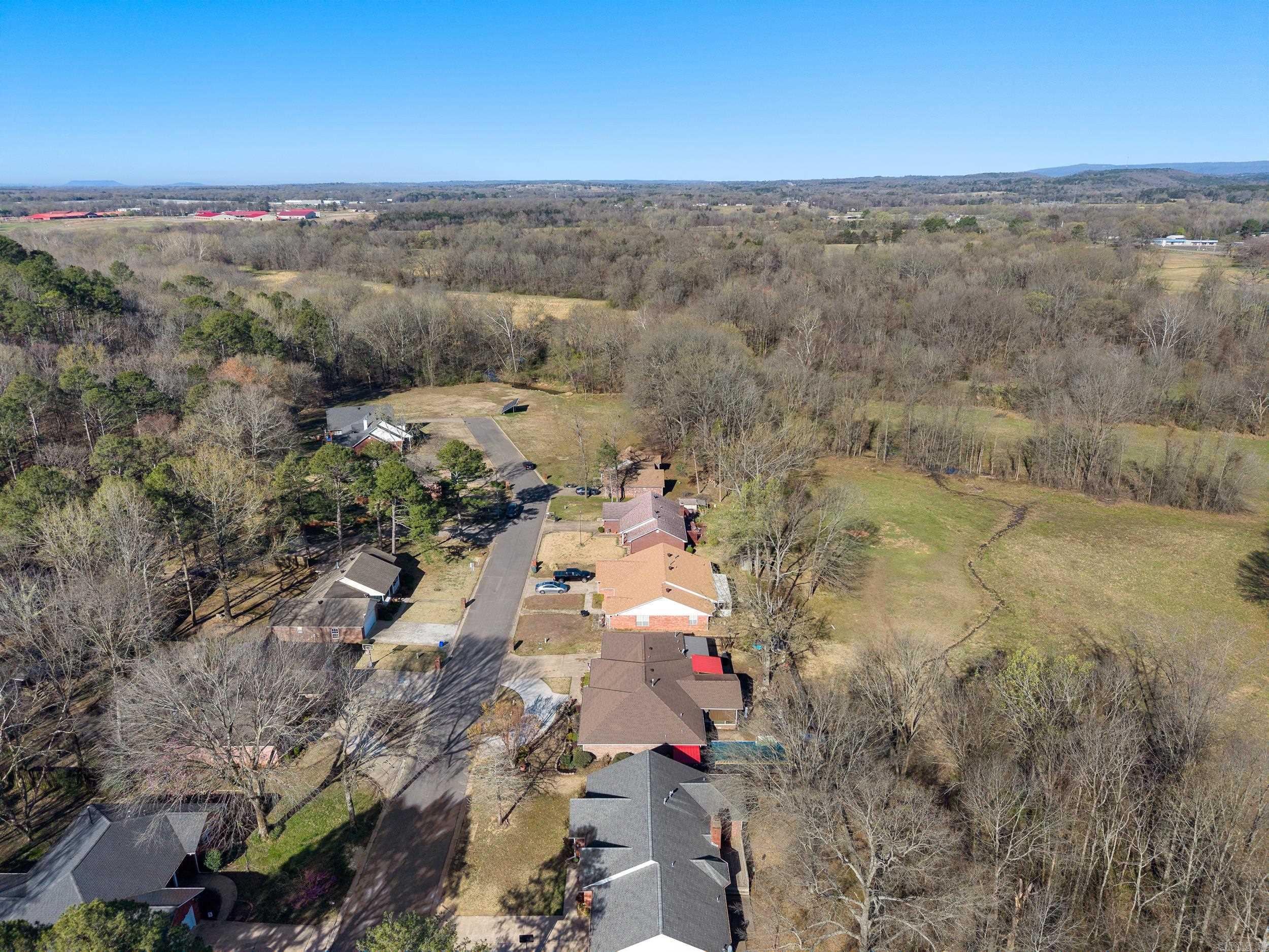 1914  Ridgewood  Clarksville, AR