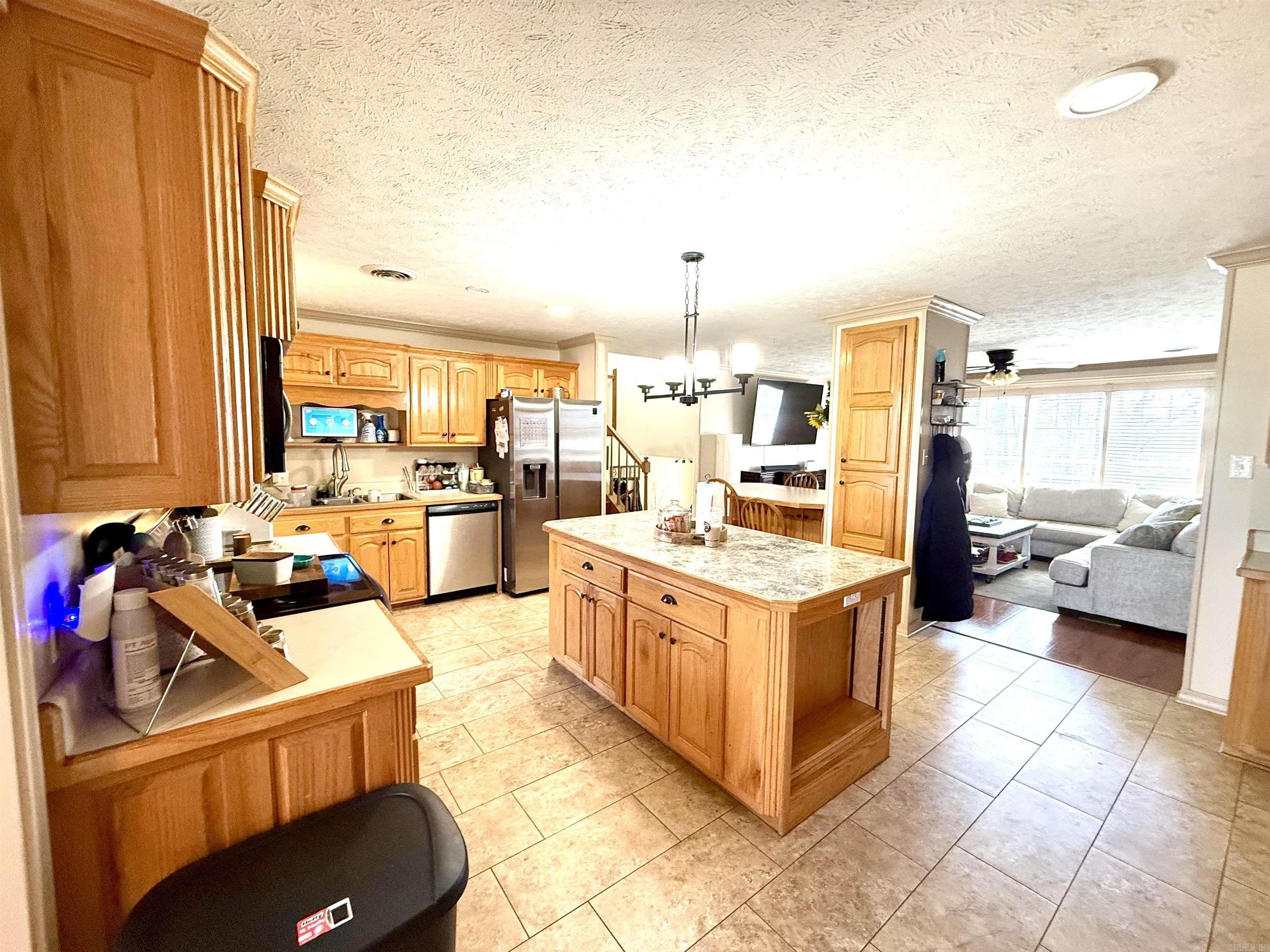 128  Berry  Searcy, AR