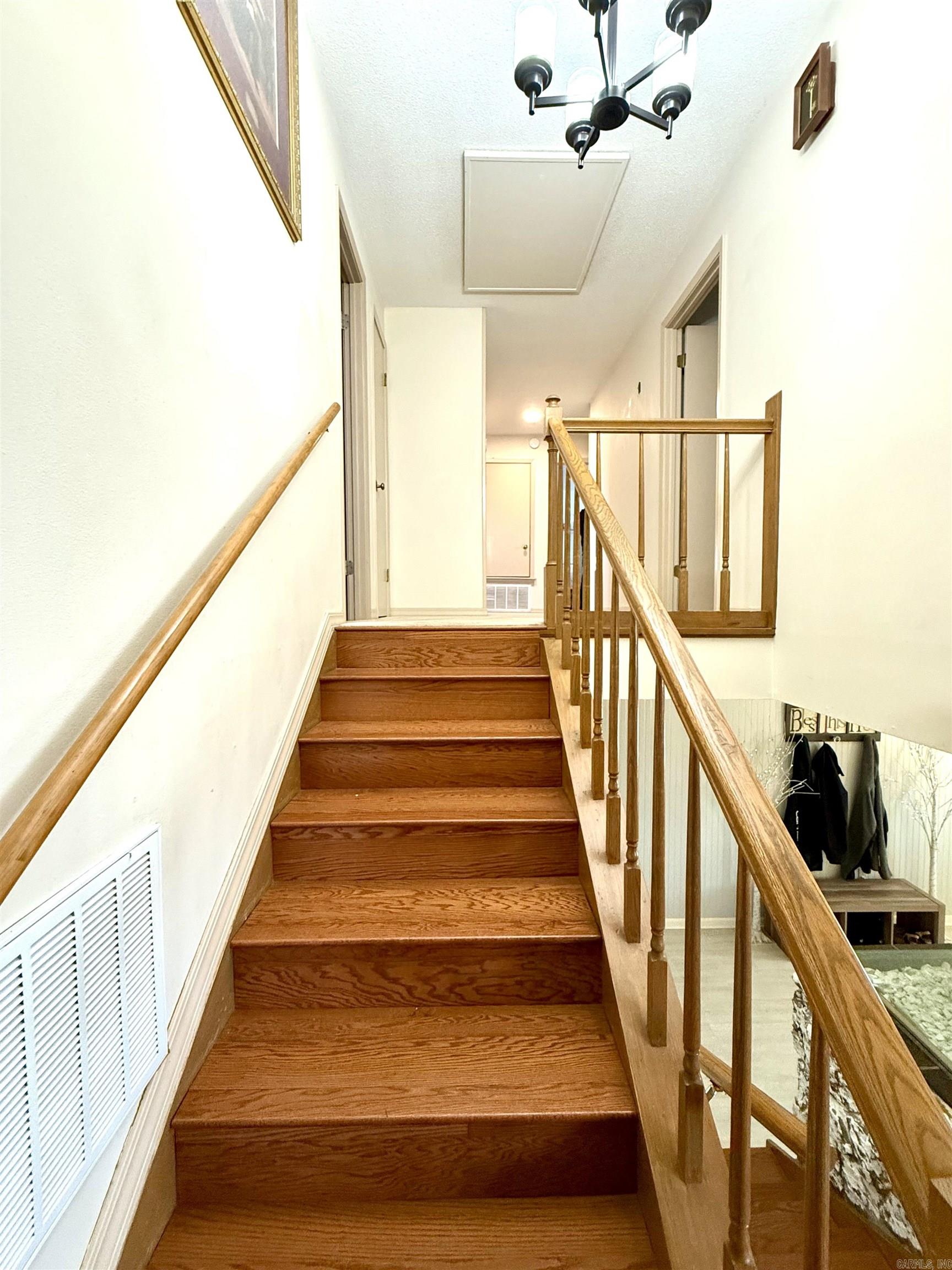 128  Berry  Searcy, AR