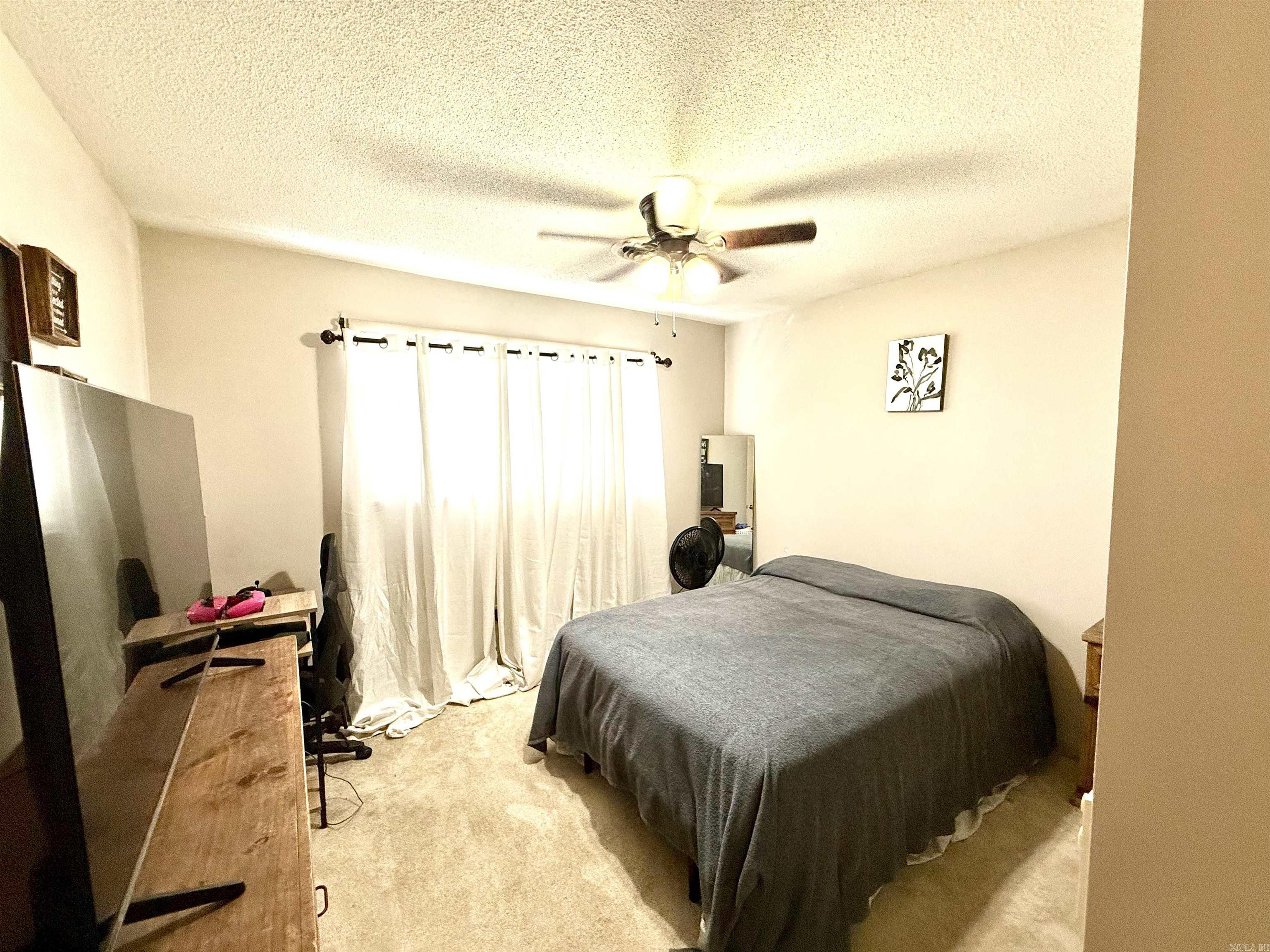 128  Berry  Searcy, AR