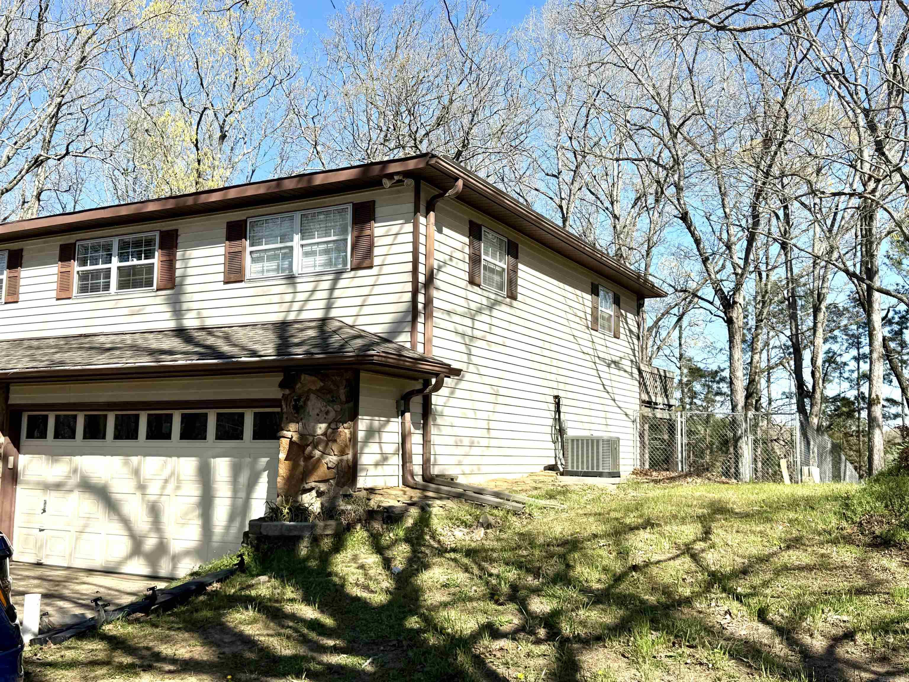 128  Berry  Searcy, AR