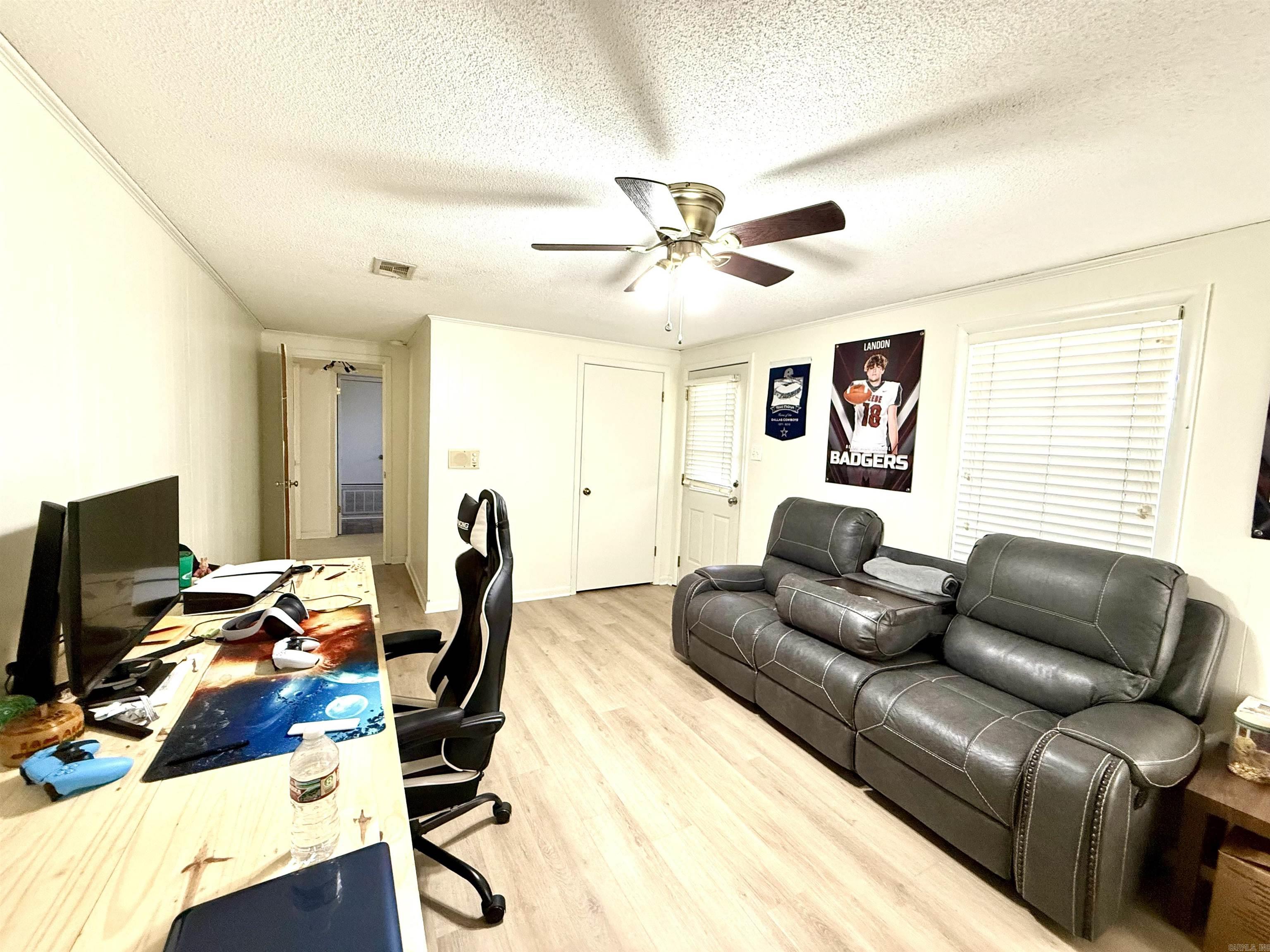 128  Berry  Searcy, AR