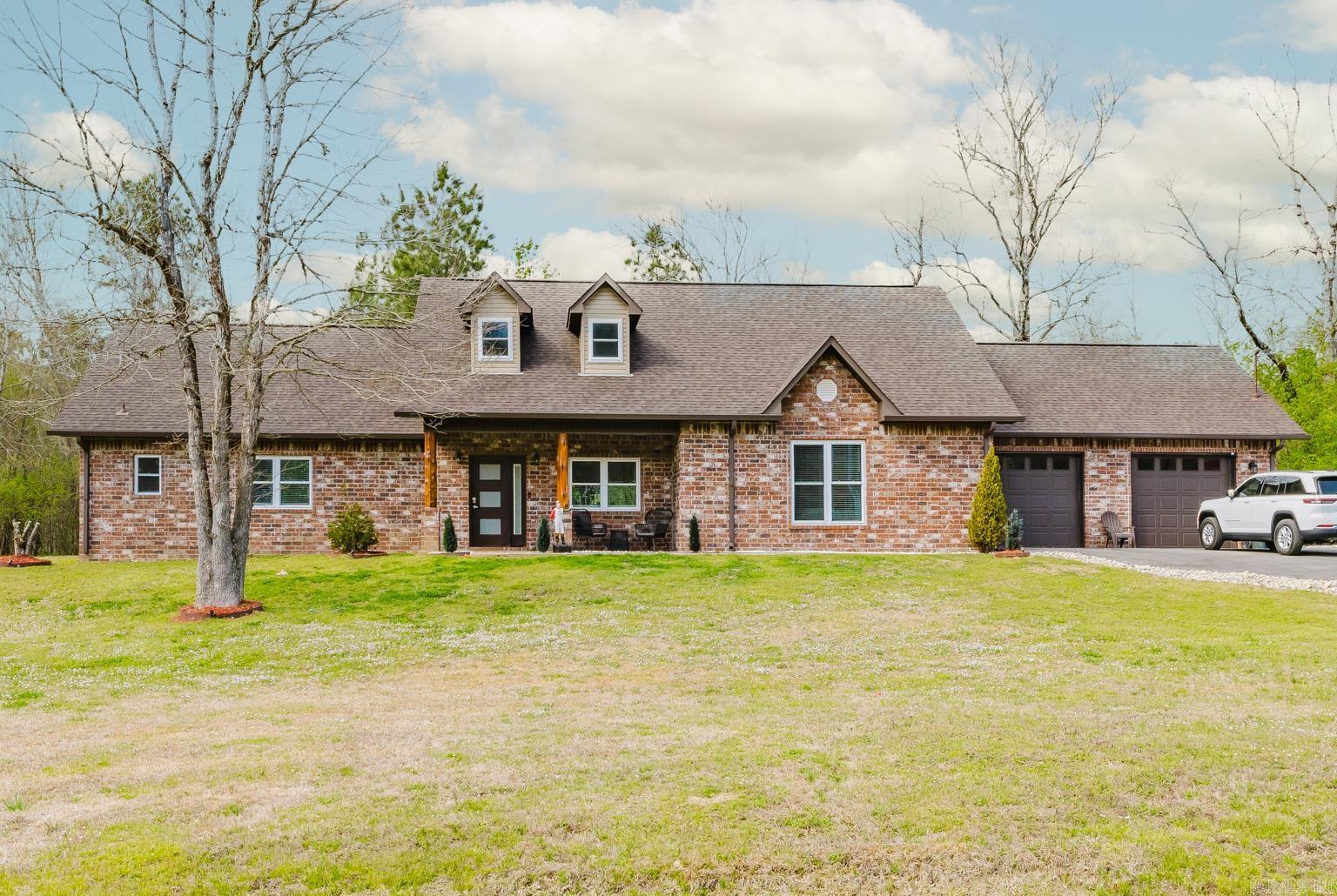 420  Coachlight  Hot Springs, AR