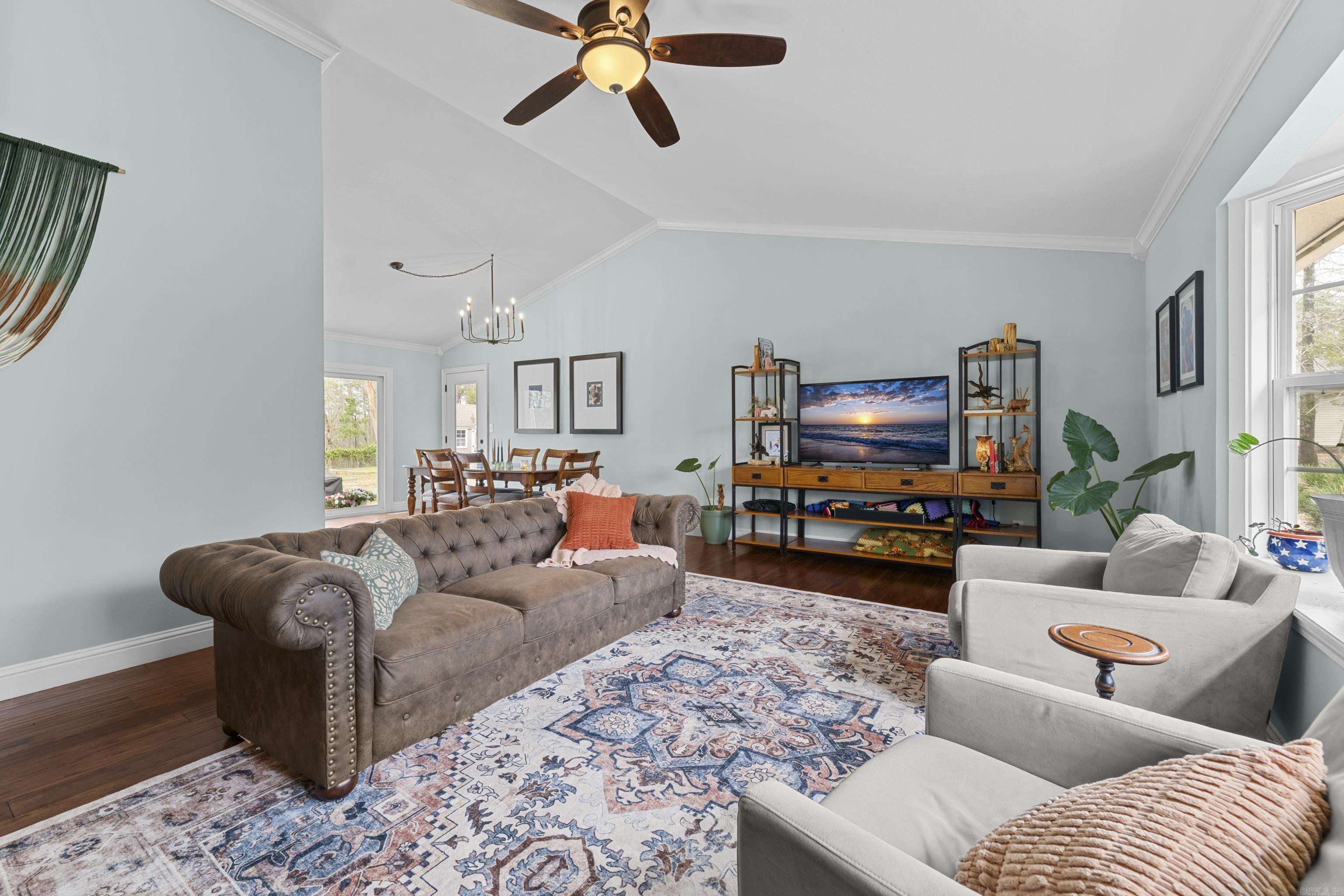 9  Robinwood Cove  Dr.  Heber Springs, AR