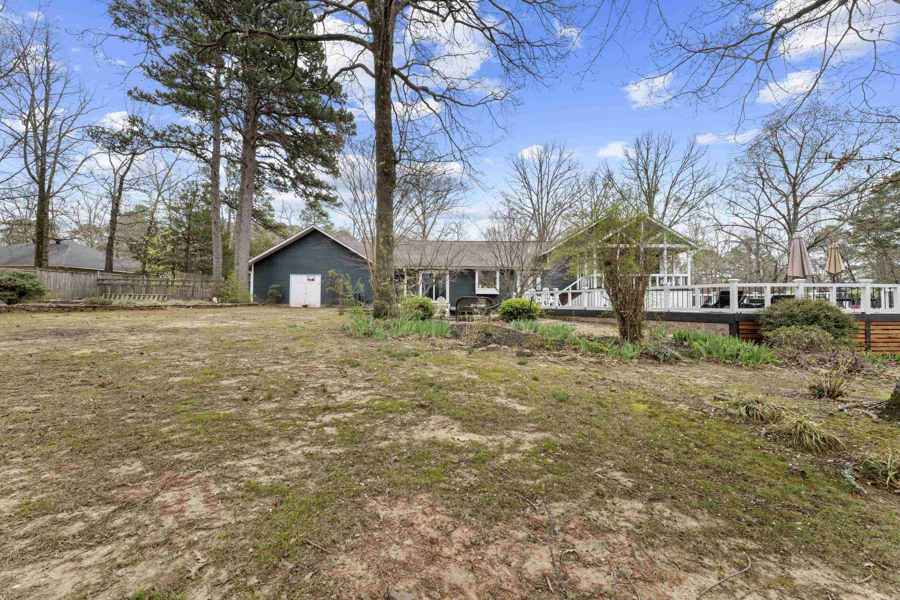 9  Robinwood Cove  Dr.  Heber Springs, AR