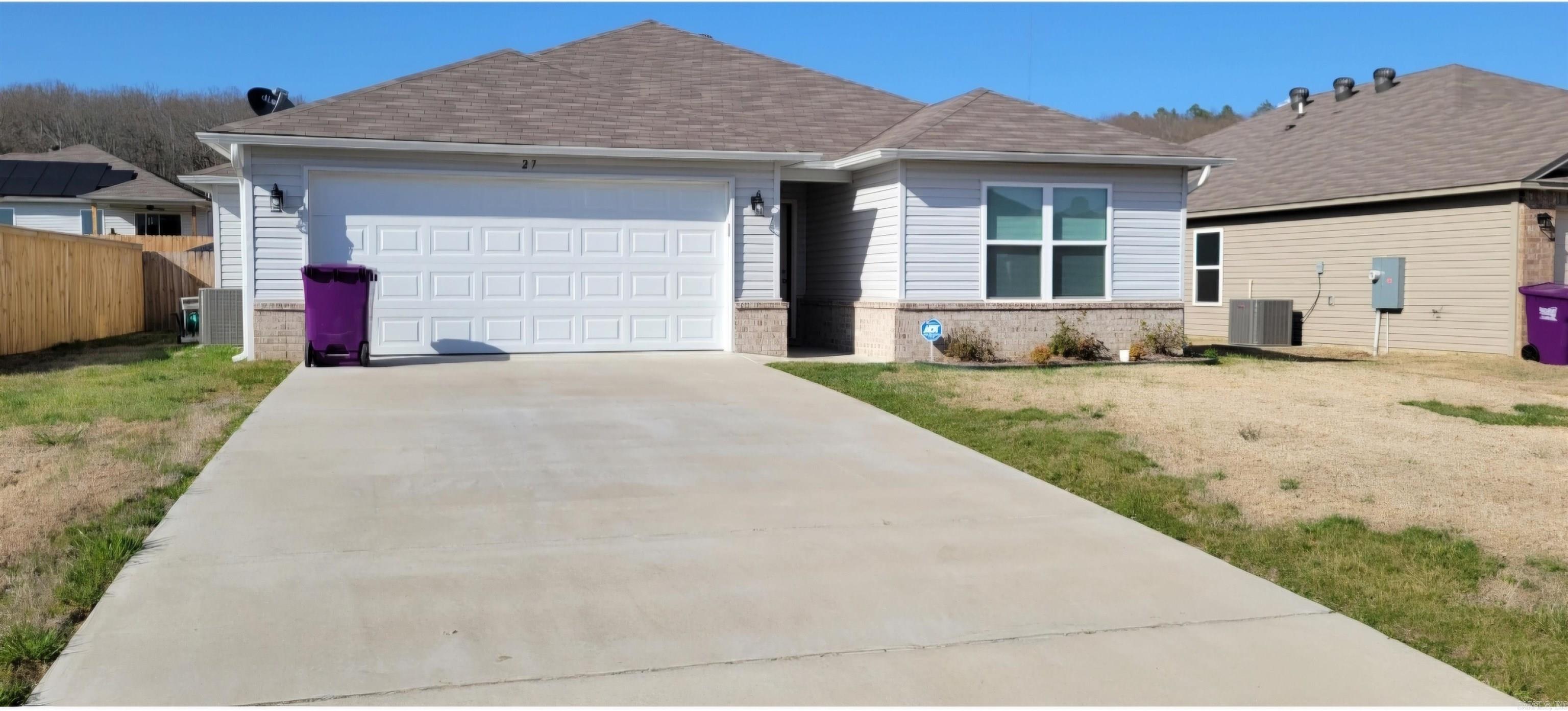 27  Curly Leaf  Conway, AR