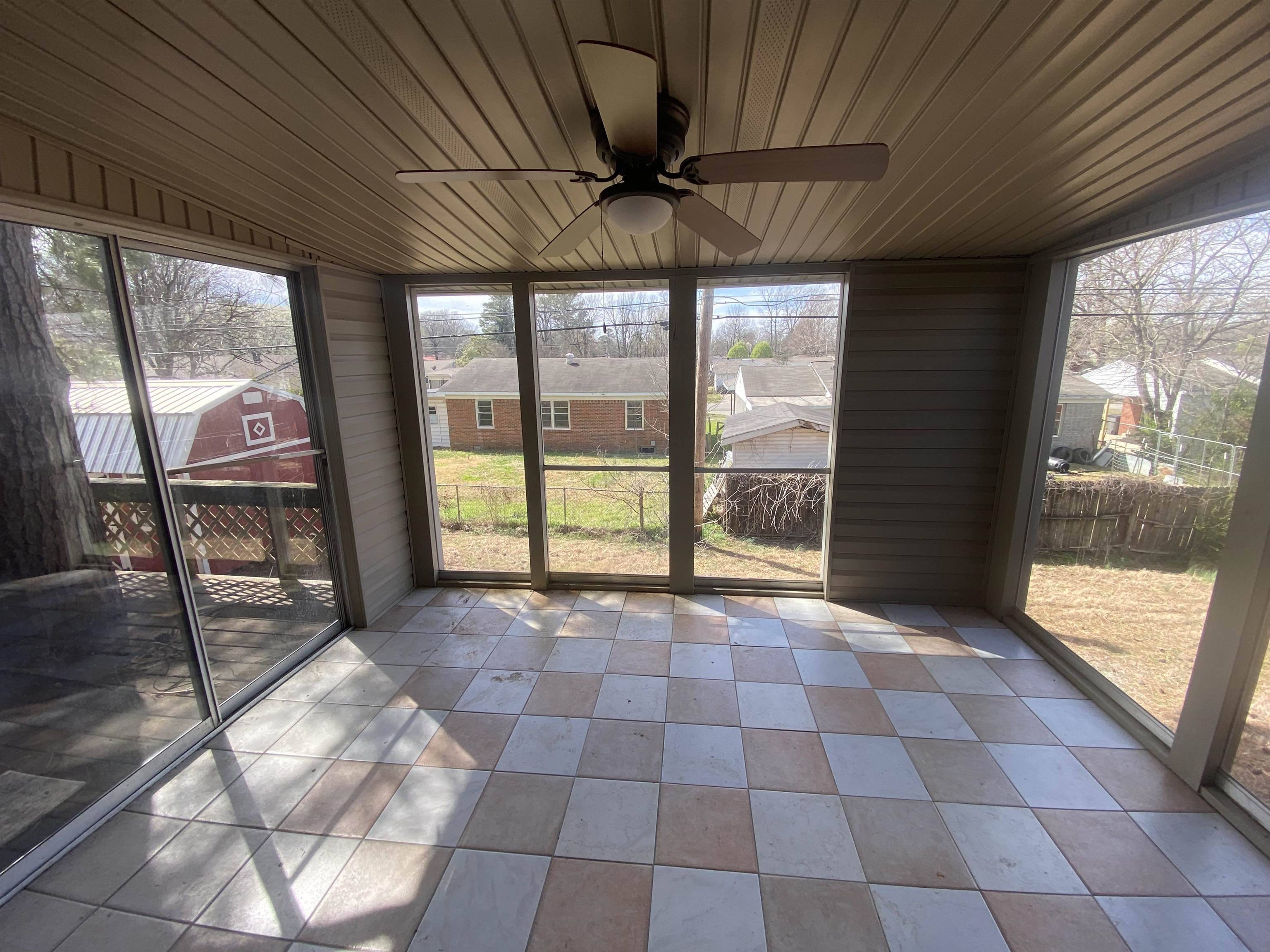 510 N 6 1/2  Paragould, AR