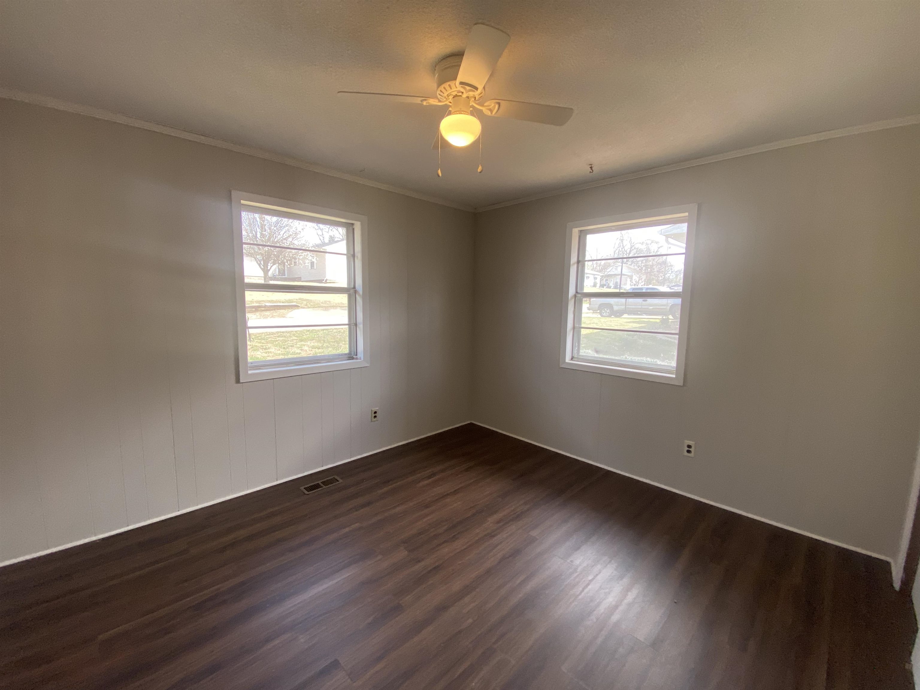 510 N 6 1/2  Paragould, AR