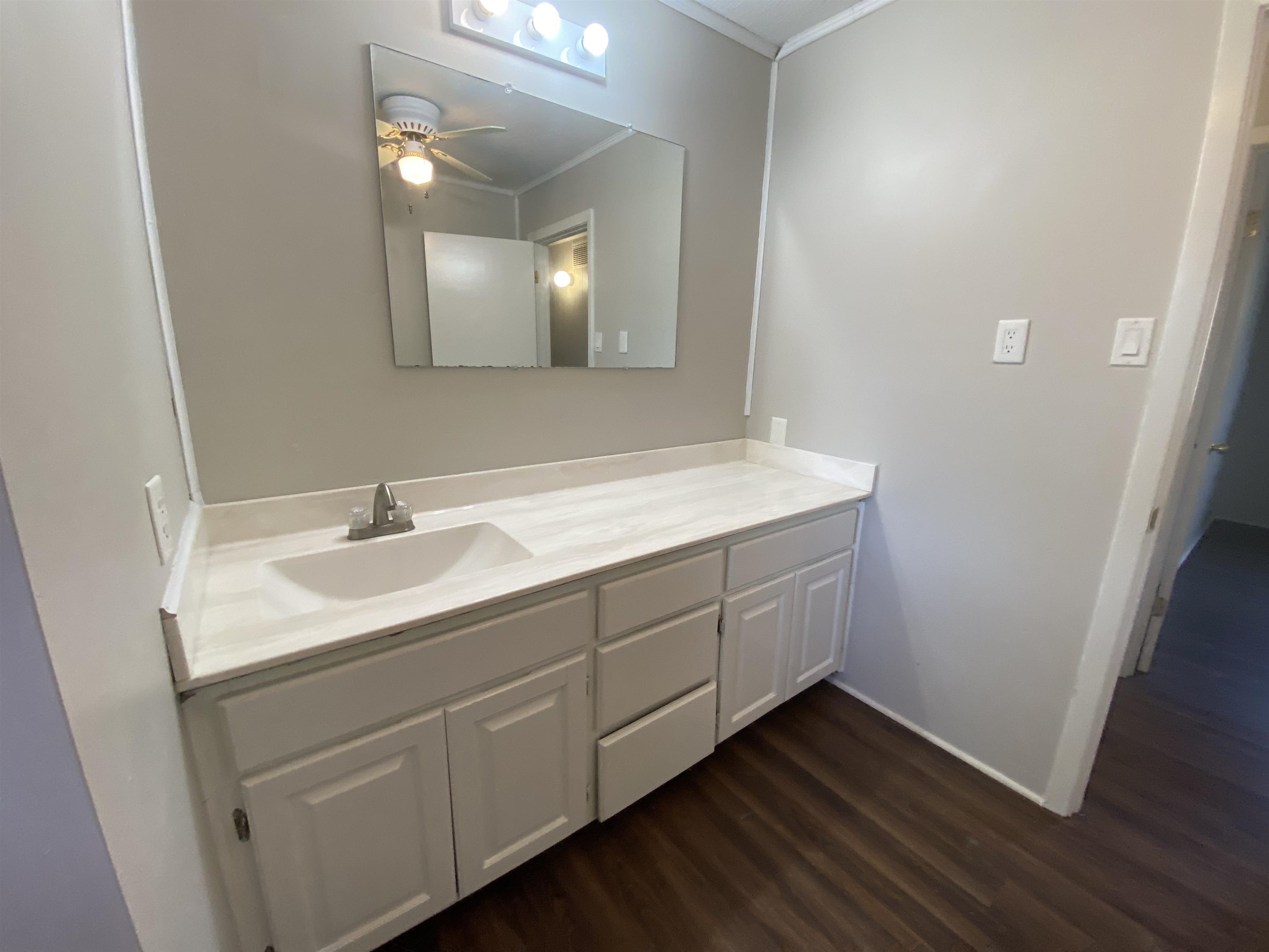 510 N 6 1/2  Paragould, AR