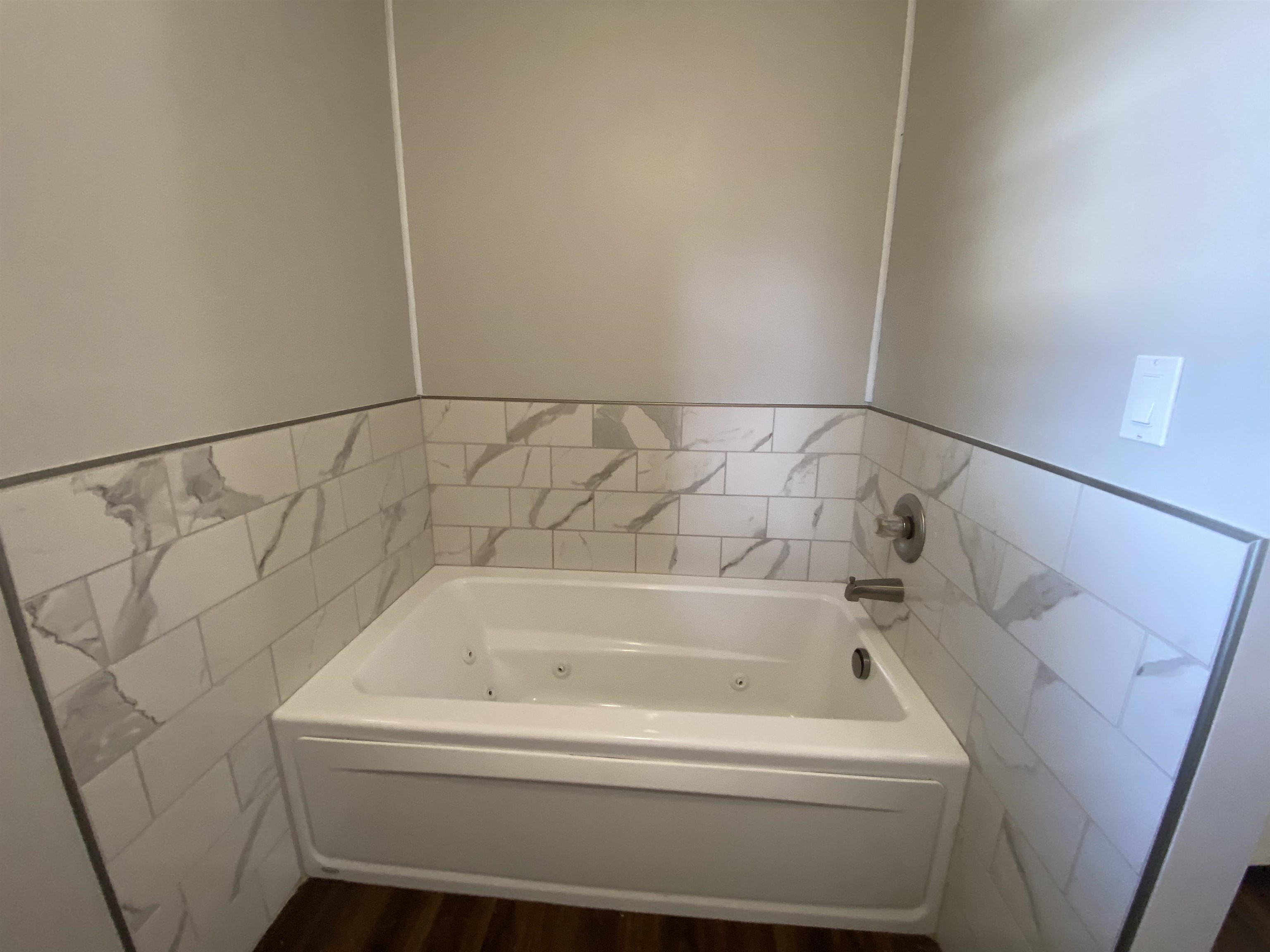 510 N 6 1/2  Paragould, AR