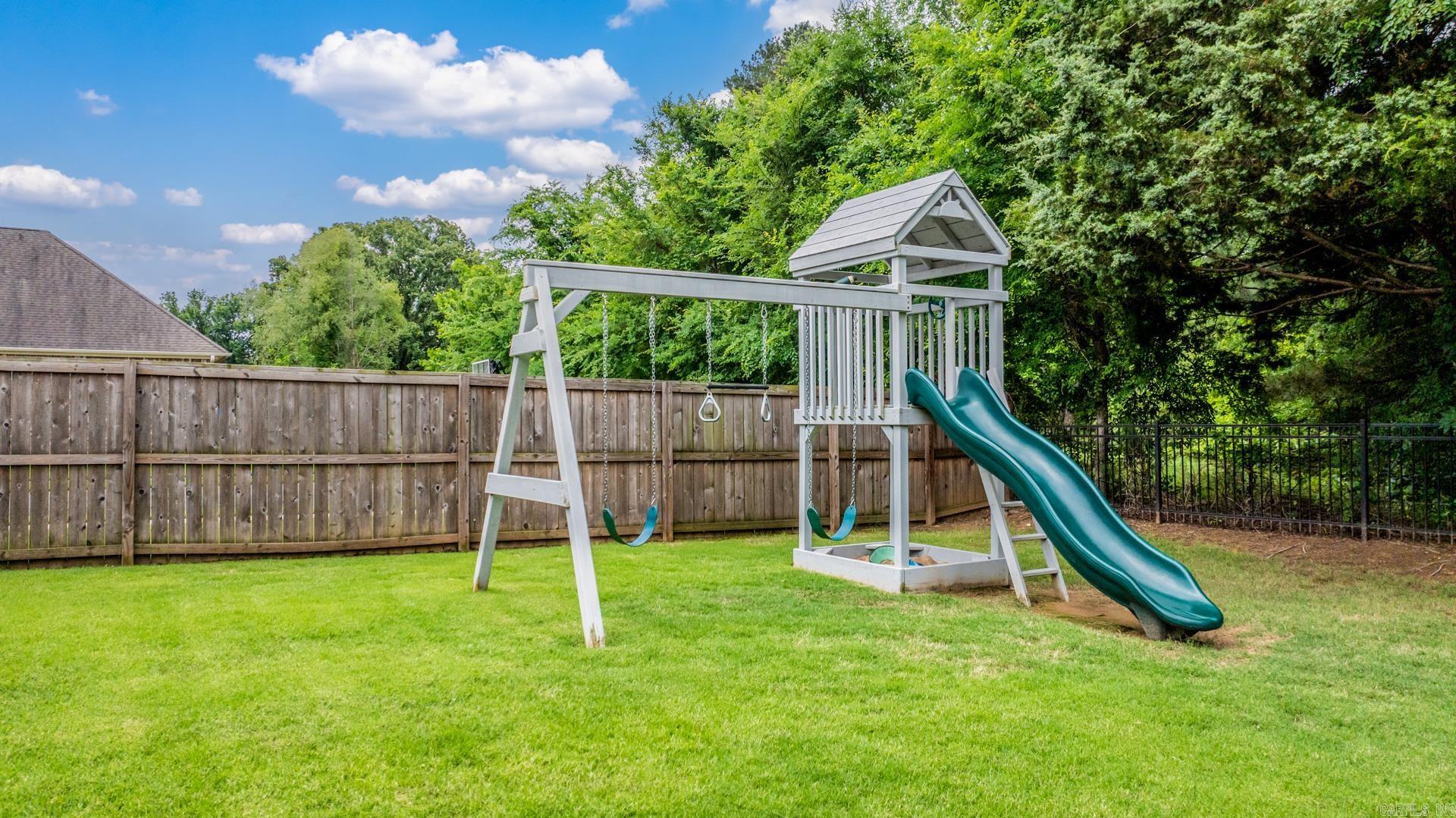 3460  Daffodil  Conway, AR