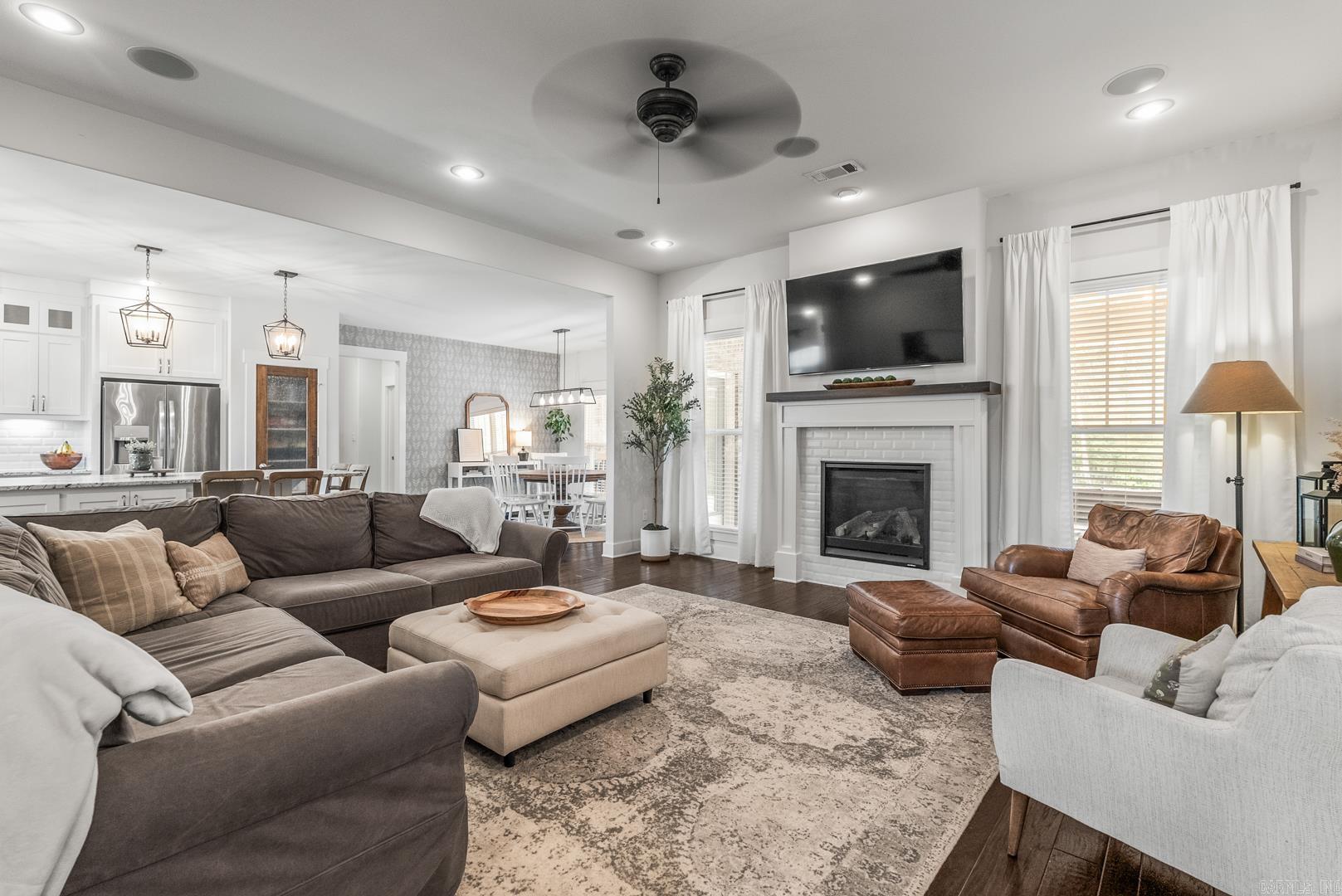 3460  Daffodil  Conway, AR