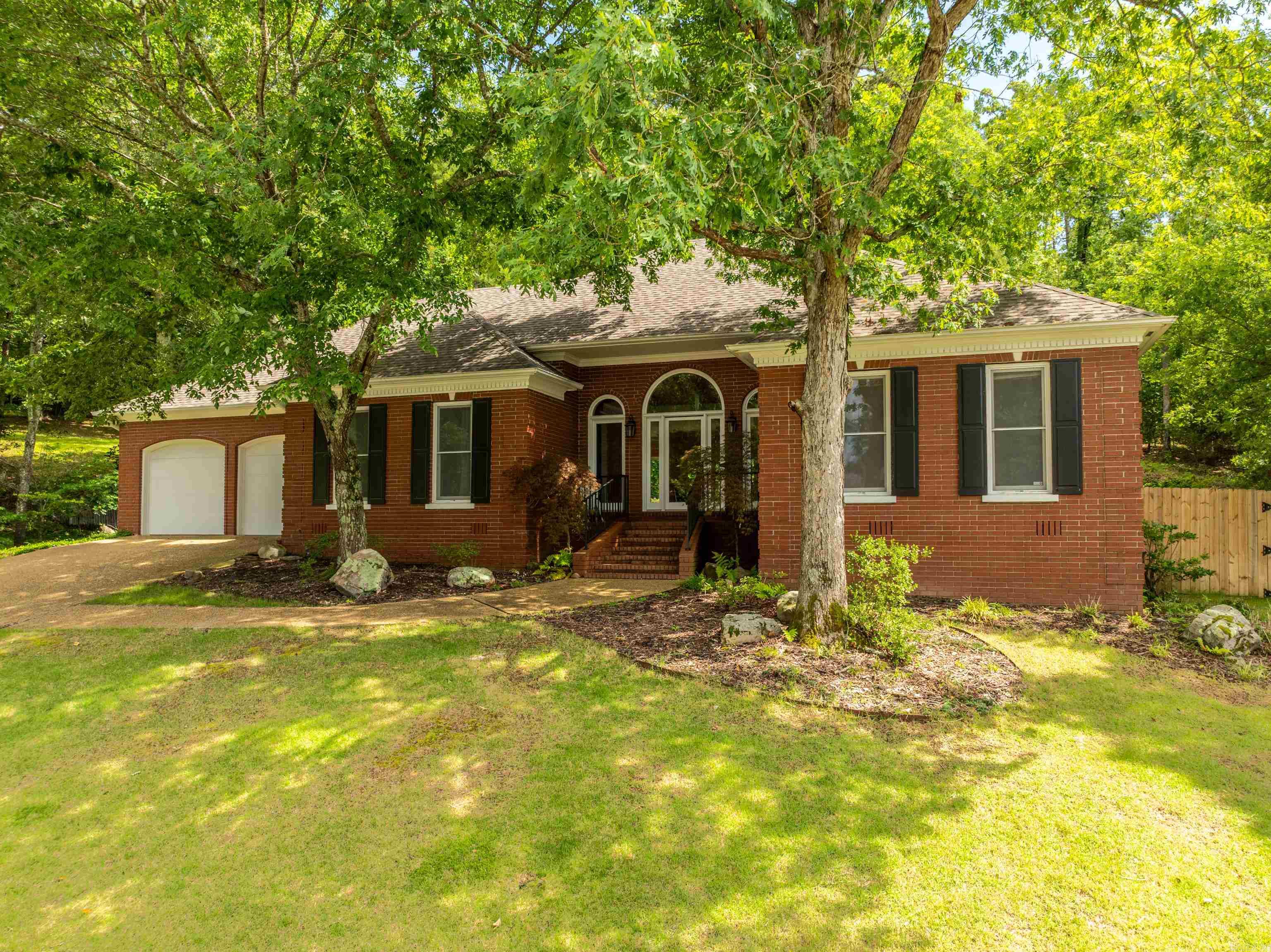 106 Ravenwood Place  Hot Springs, AR