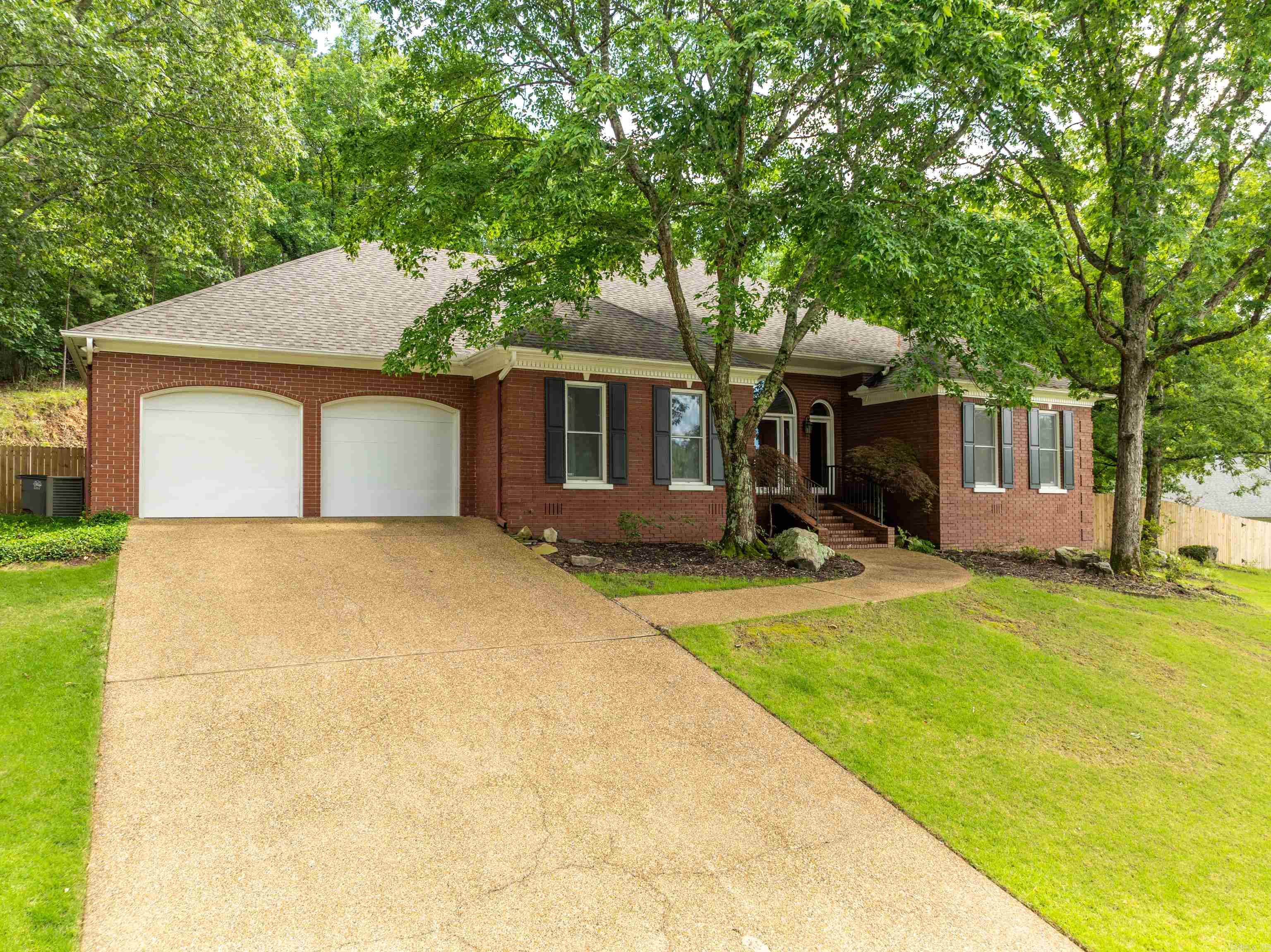 106 Ravenwood Place  Hot Springs, AR