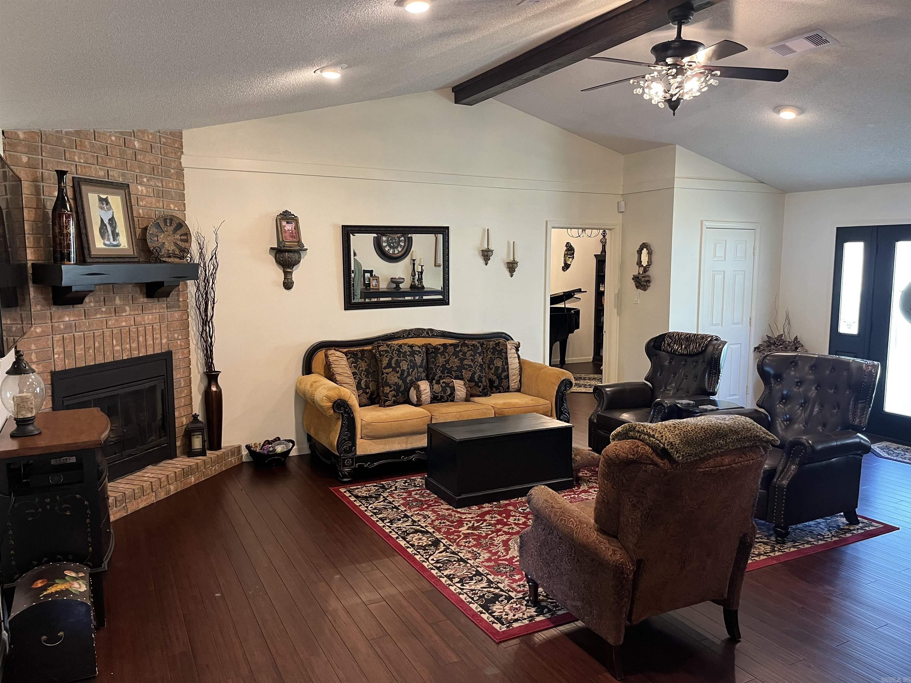 111 Berry Lane Monticello, AR 71655