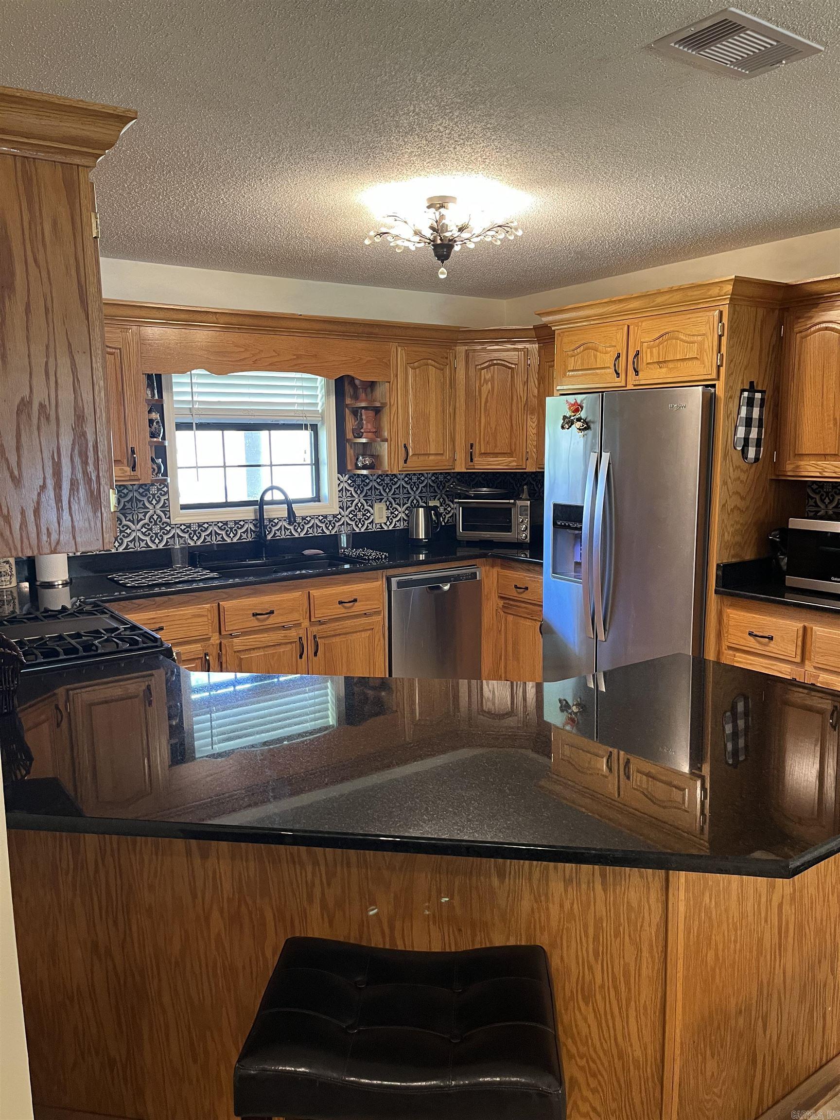 111 Berry Lane Monticello, AR 71655
