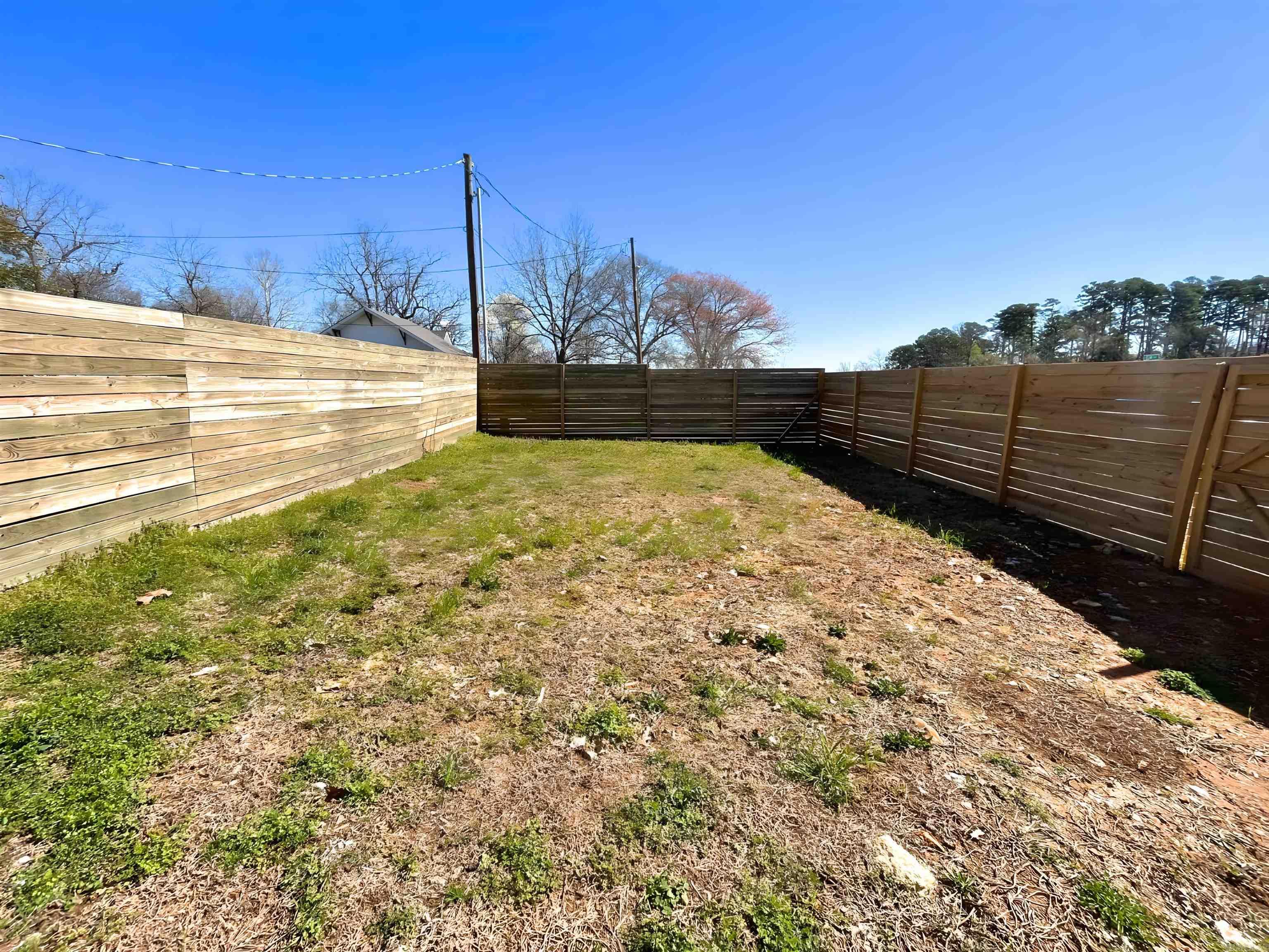 711  Ninth St.  Mena, AR