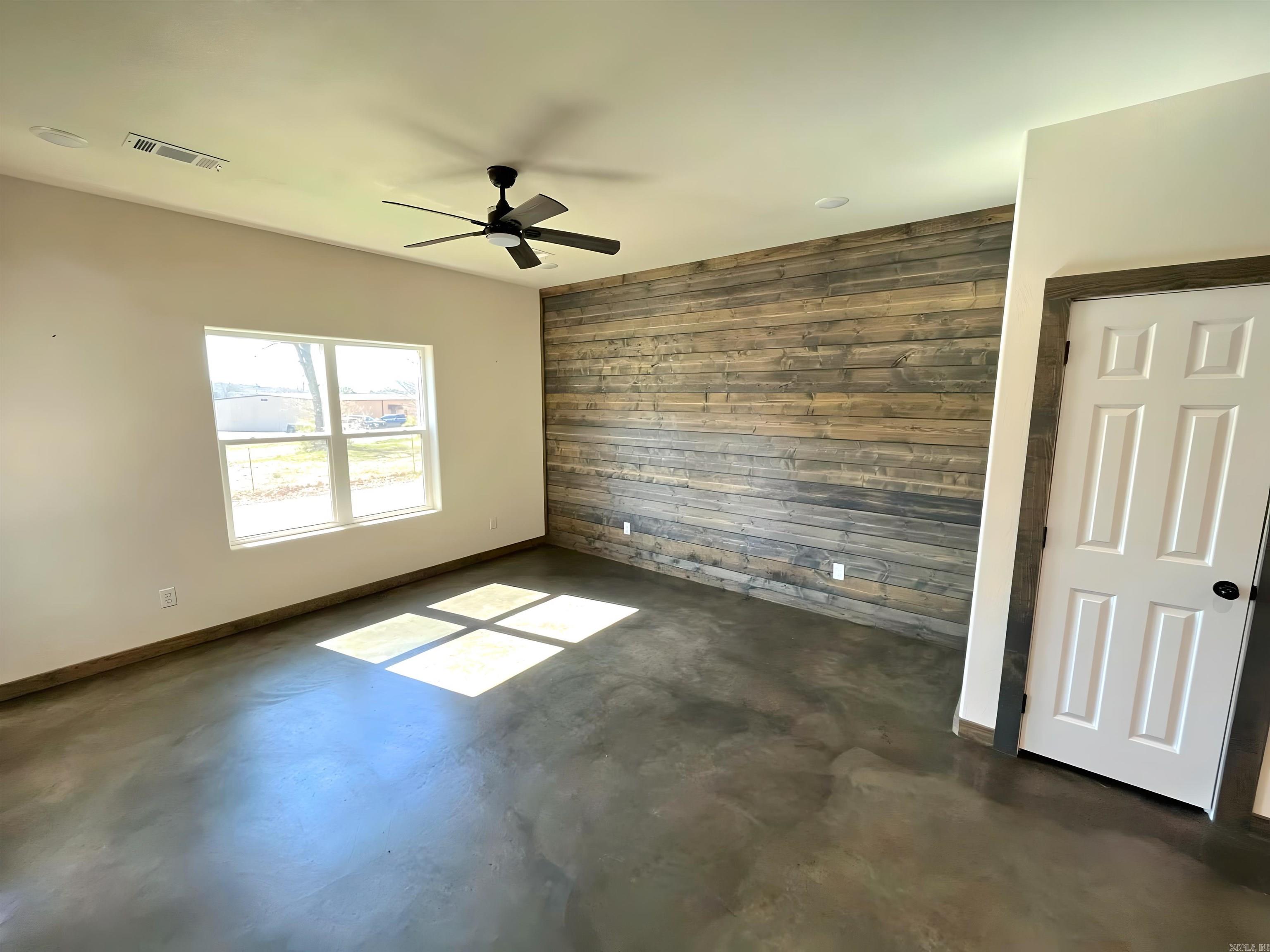 711  Ninth St.  Mena, AR