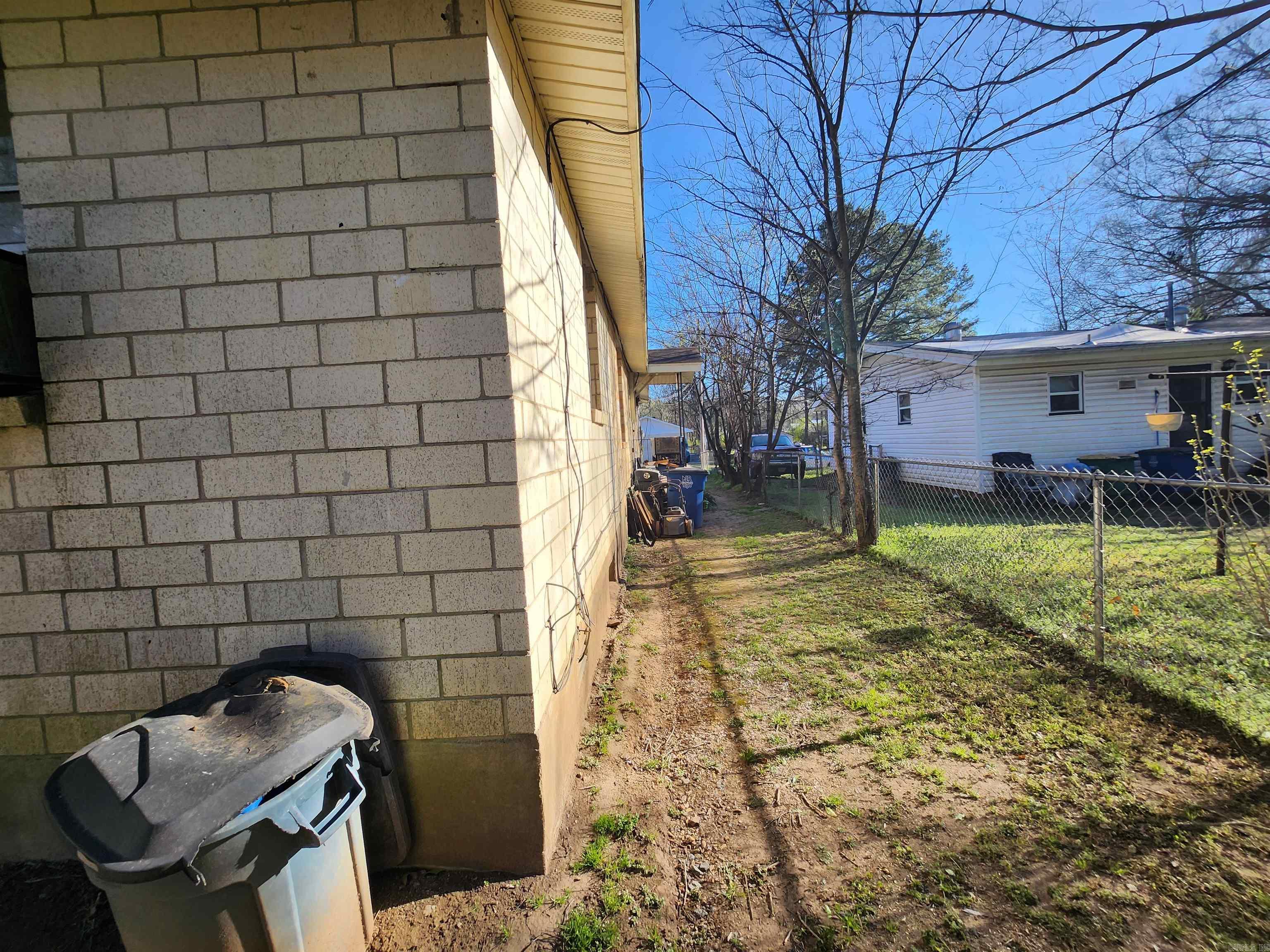 503/505 W 36th  North Little Rock, AR