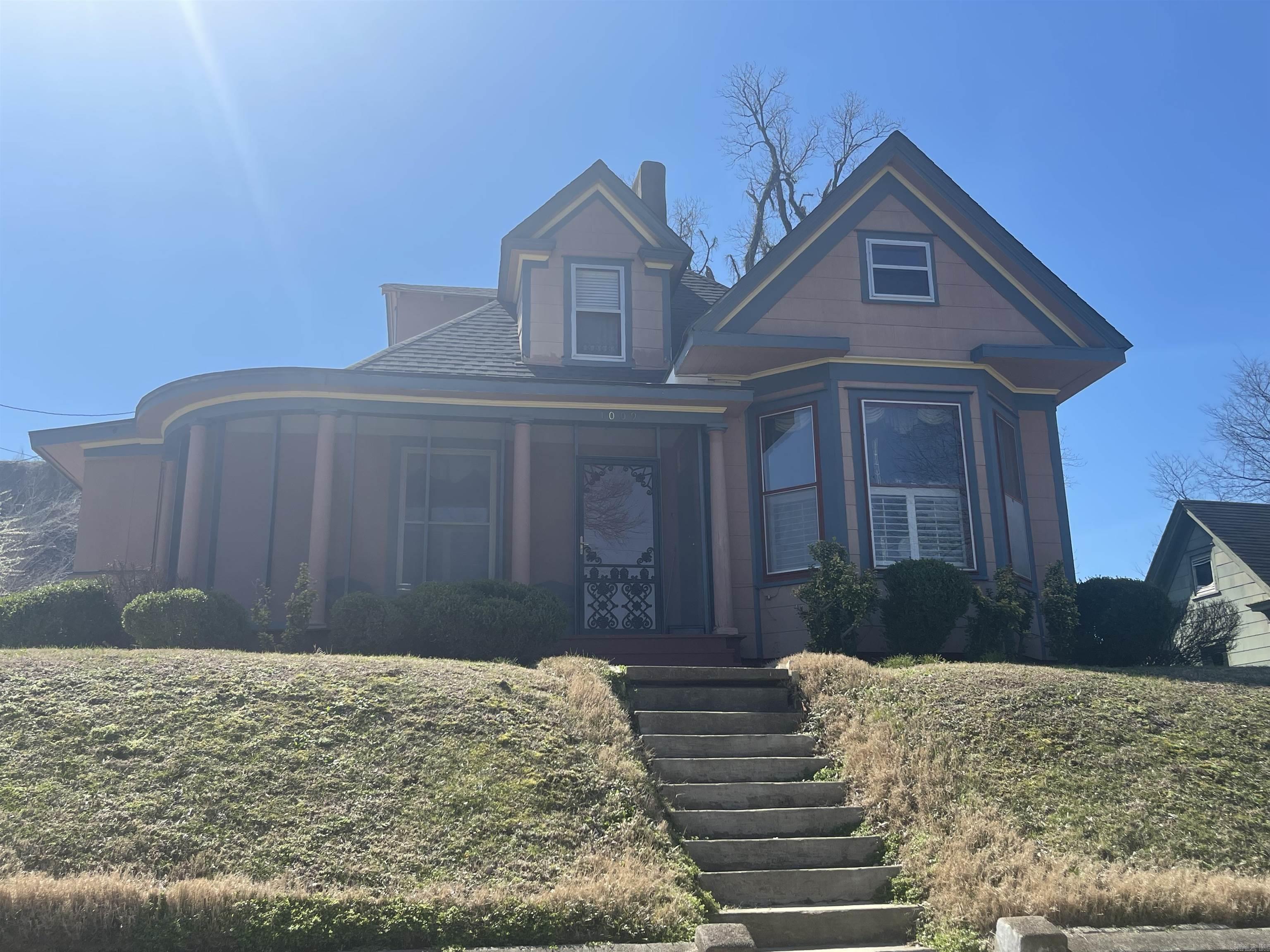1009  Arkansas  West Helena, AR