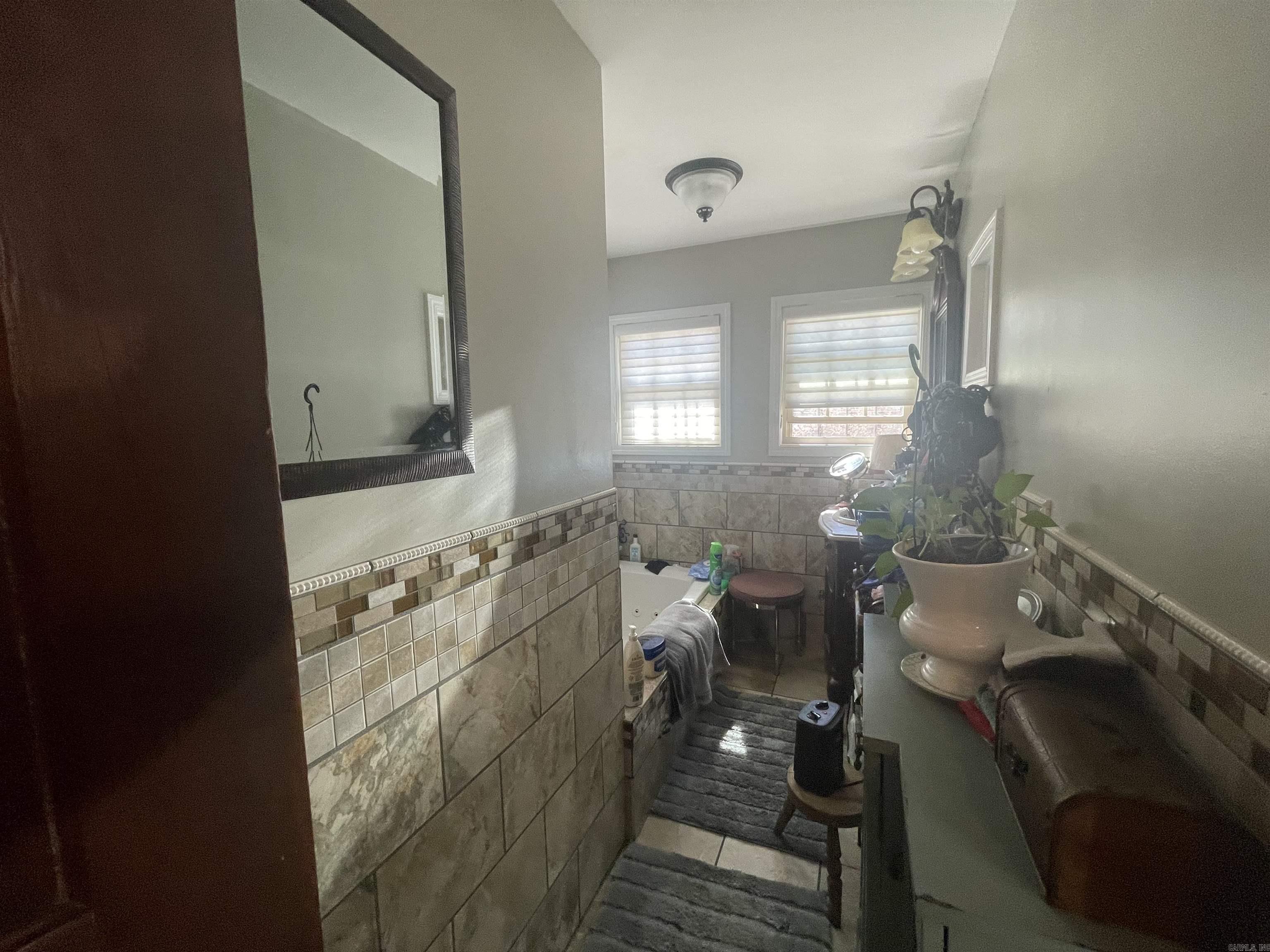 1009  Arkansas  West Helena, AR
