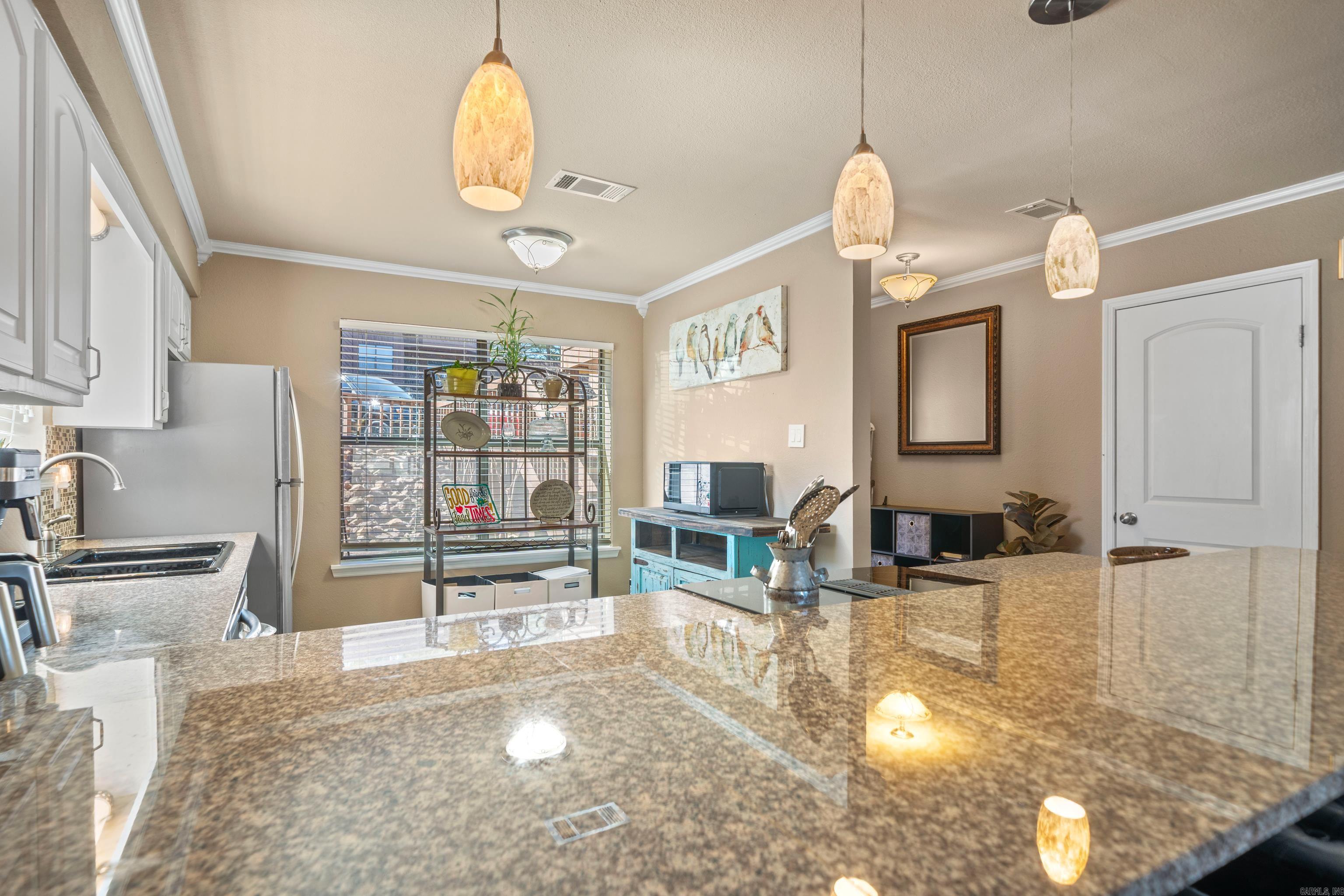 1412  Airport  Hot Springs, AR