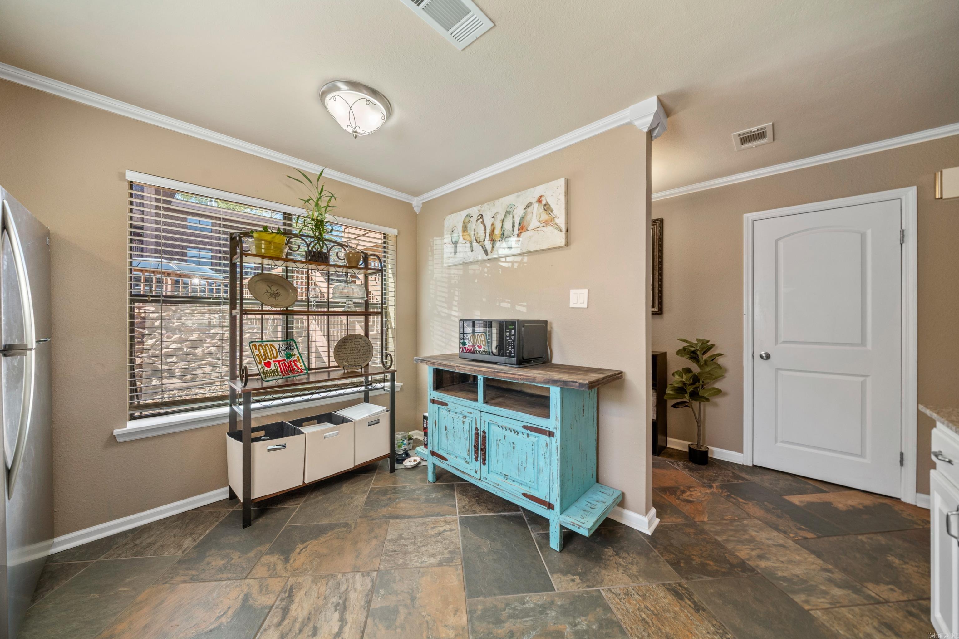 1412  Airport  Hot Springs, AR