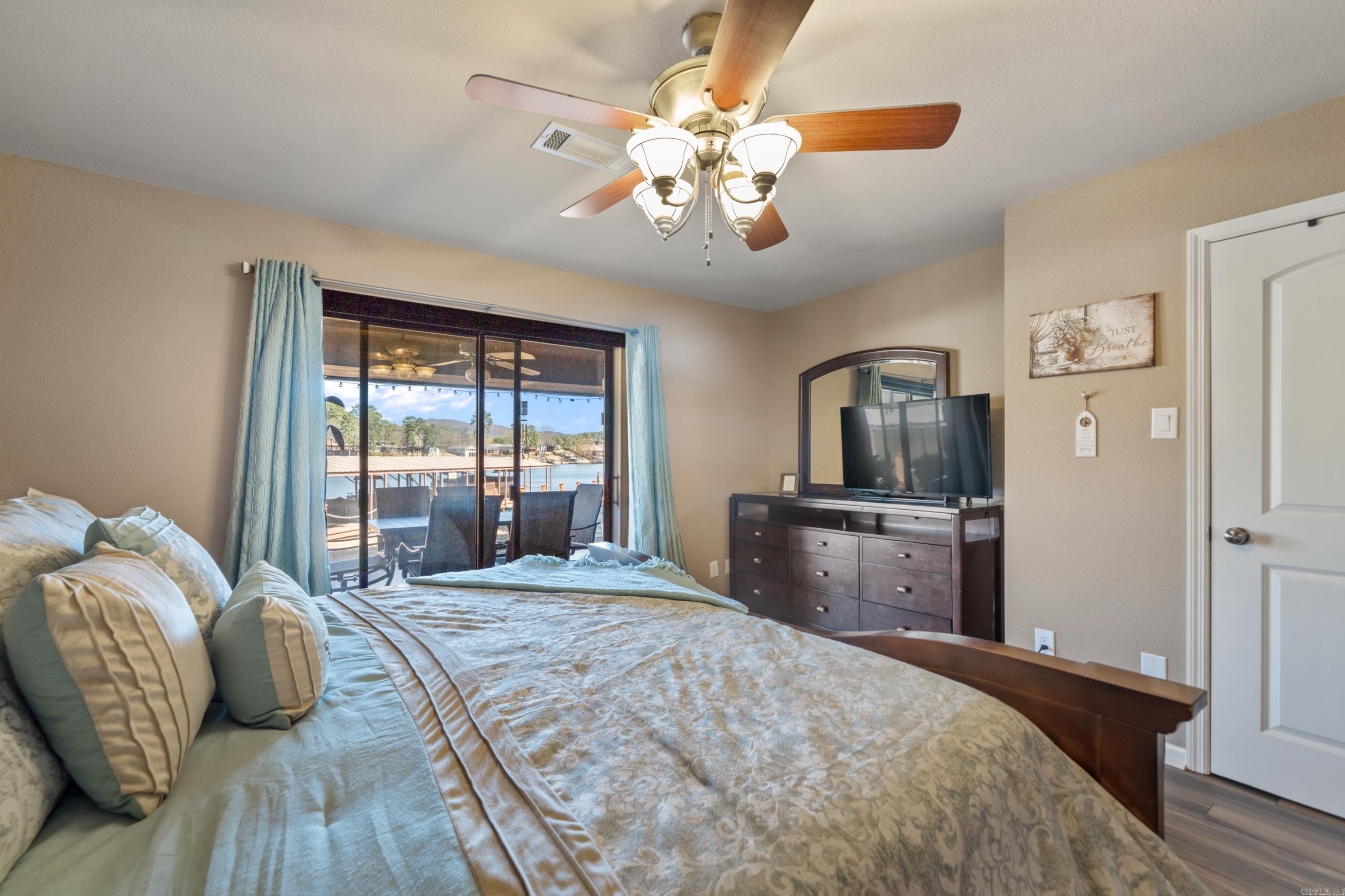 1412  Airport  Hot Springs, AR