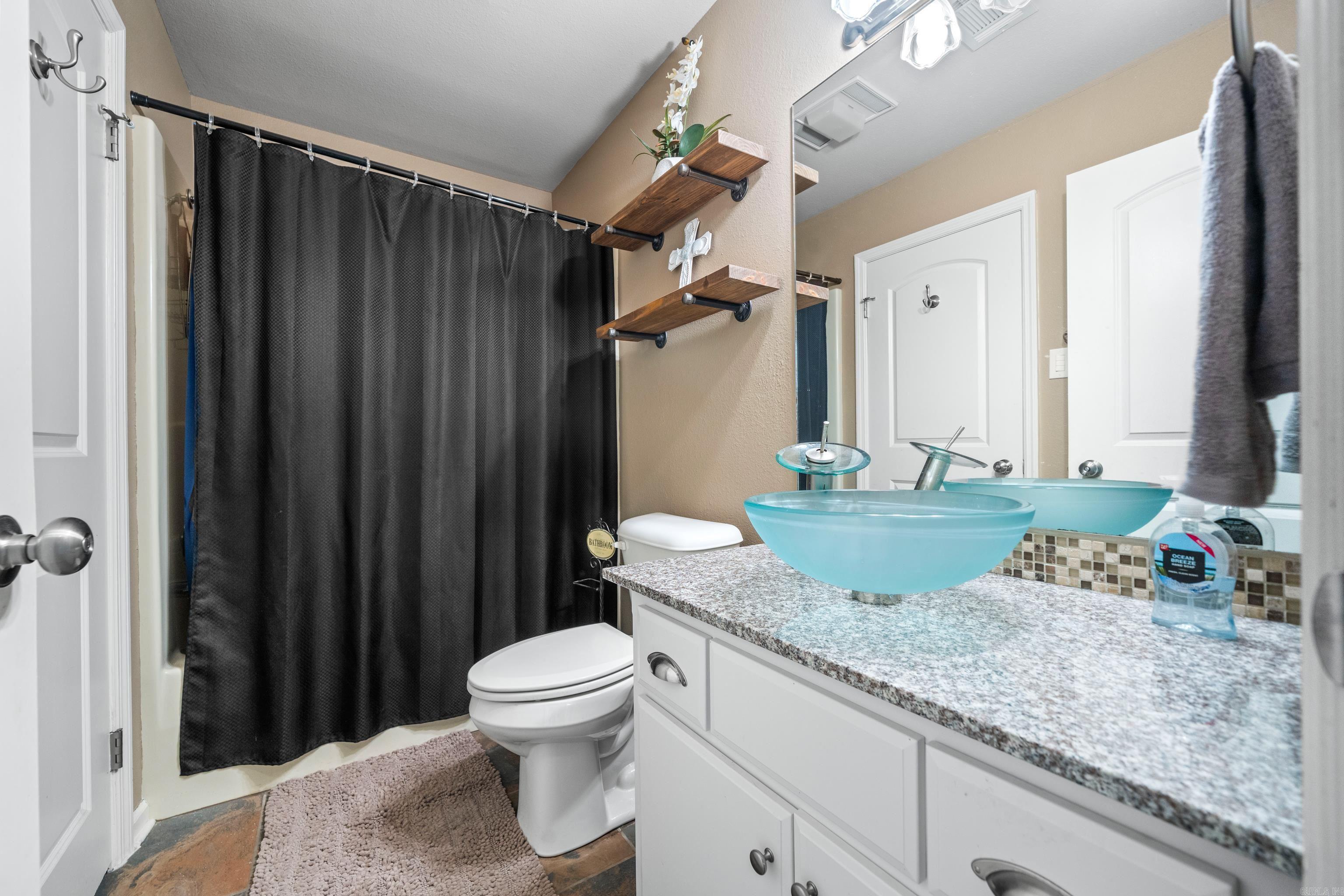 1412  Airport  Hot Springs, AR